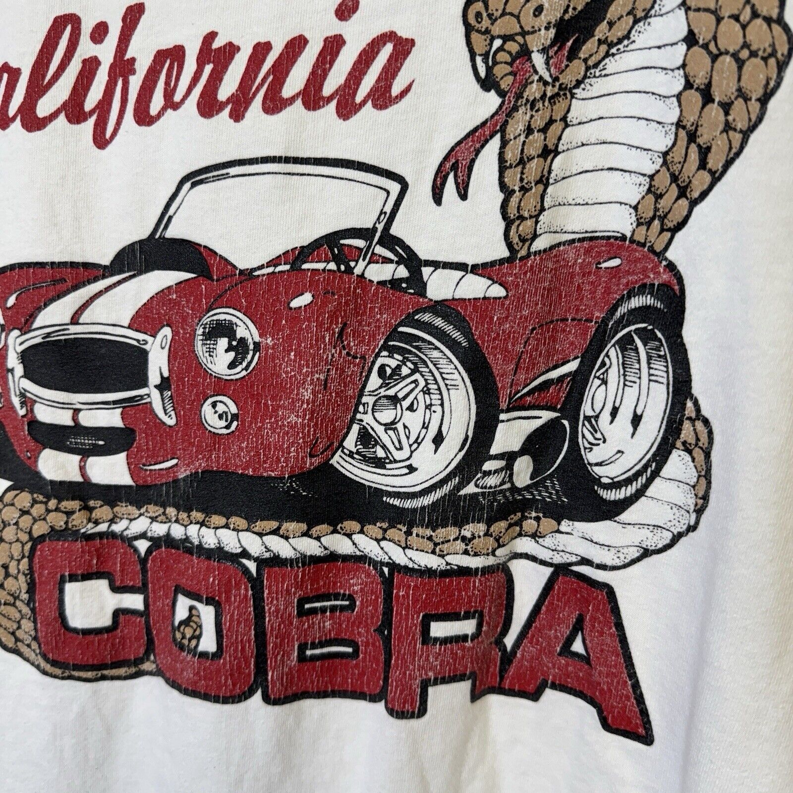 Vintage Vintage California Cobra Car T Shirt Mens XL White Short Sle Size US XL / EU 56 / 4 - 11 Thumbnail