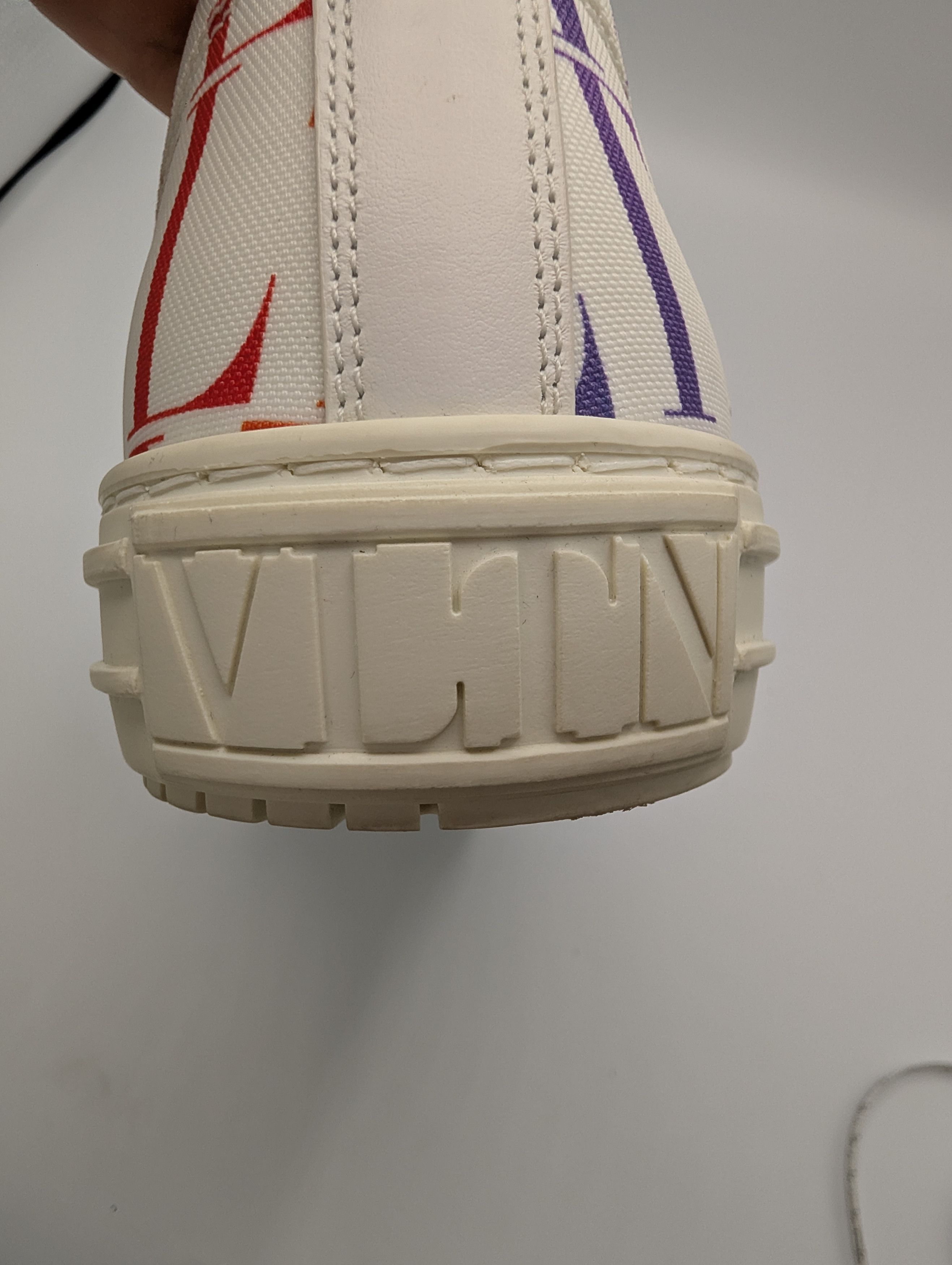 Valentino Valentino White Rainbow Giggies VLTN Sneakers Men Size 43 Size US 10 / EU 43 - 12 Thumbnail