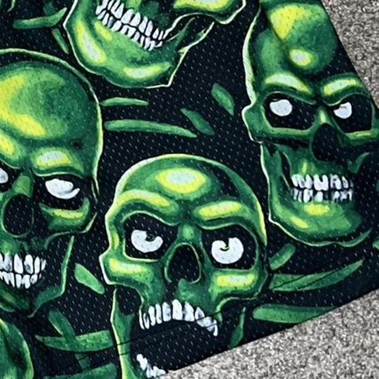 Other liquid blue skull style print neon slime green shorts mesh Size US 32 / EU 48 - 4 Thumbnail