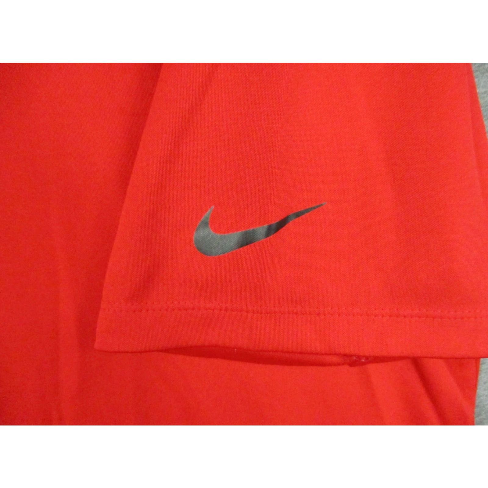 Nike Nike Golf Polo Shirt L Men’s Red Black Swoosh Dri Fit Shirt Short Sleeve Adult Regular Knit 100% Polyester Embroidered Logo Nike Golf Brand Size US L / EU 52-54 / 3 - 3 Thumbnail