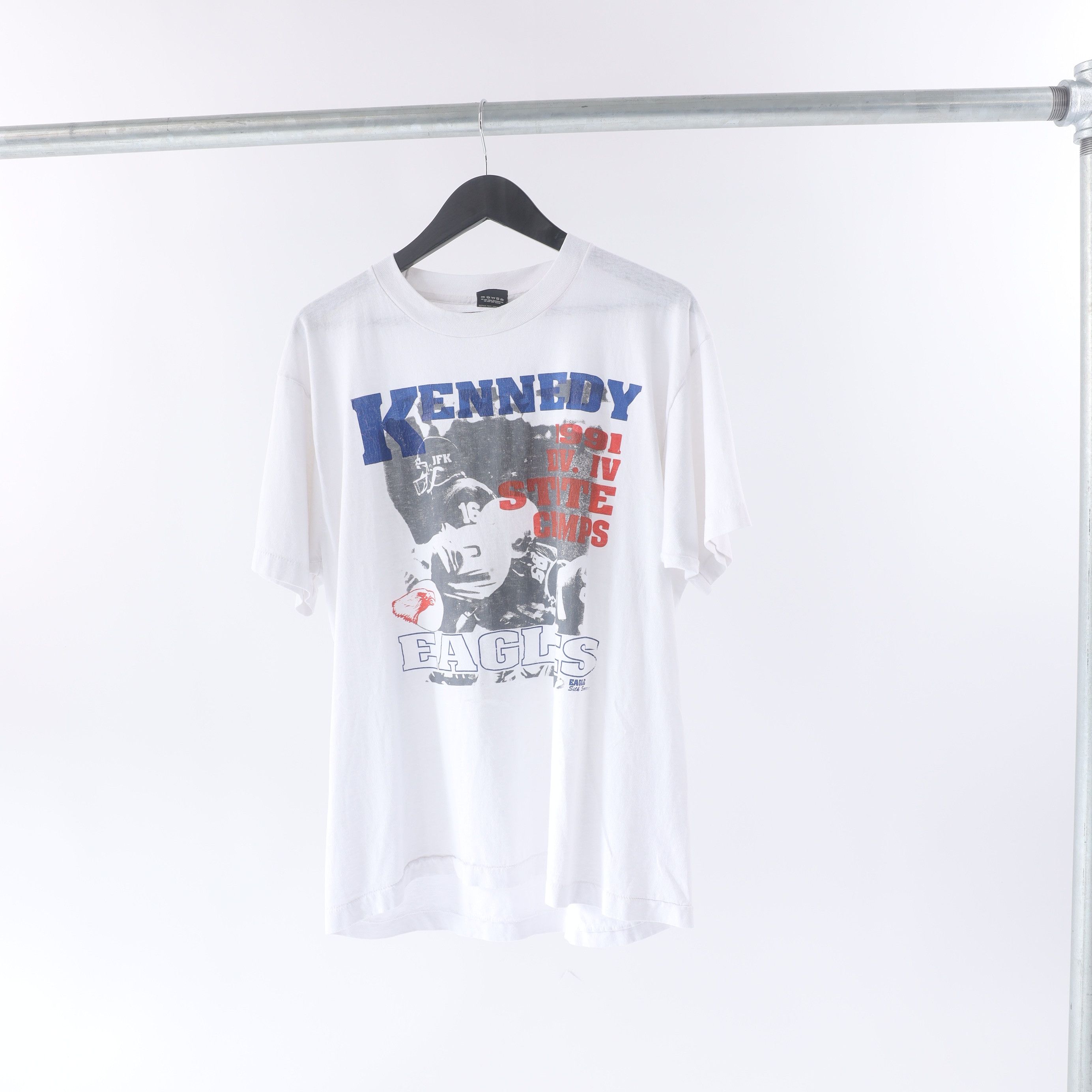Vintage Kennedy 1991 Eagles Tee Size US L / EU 52-54 / 3 - 1 Thumbnail
