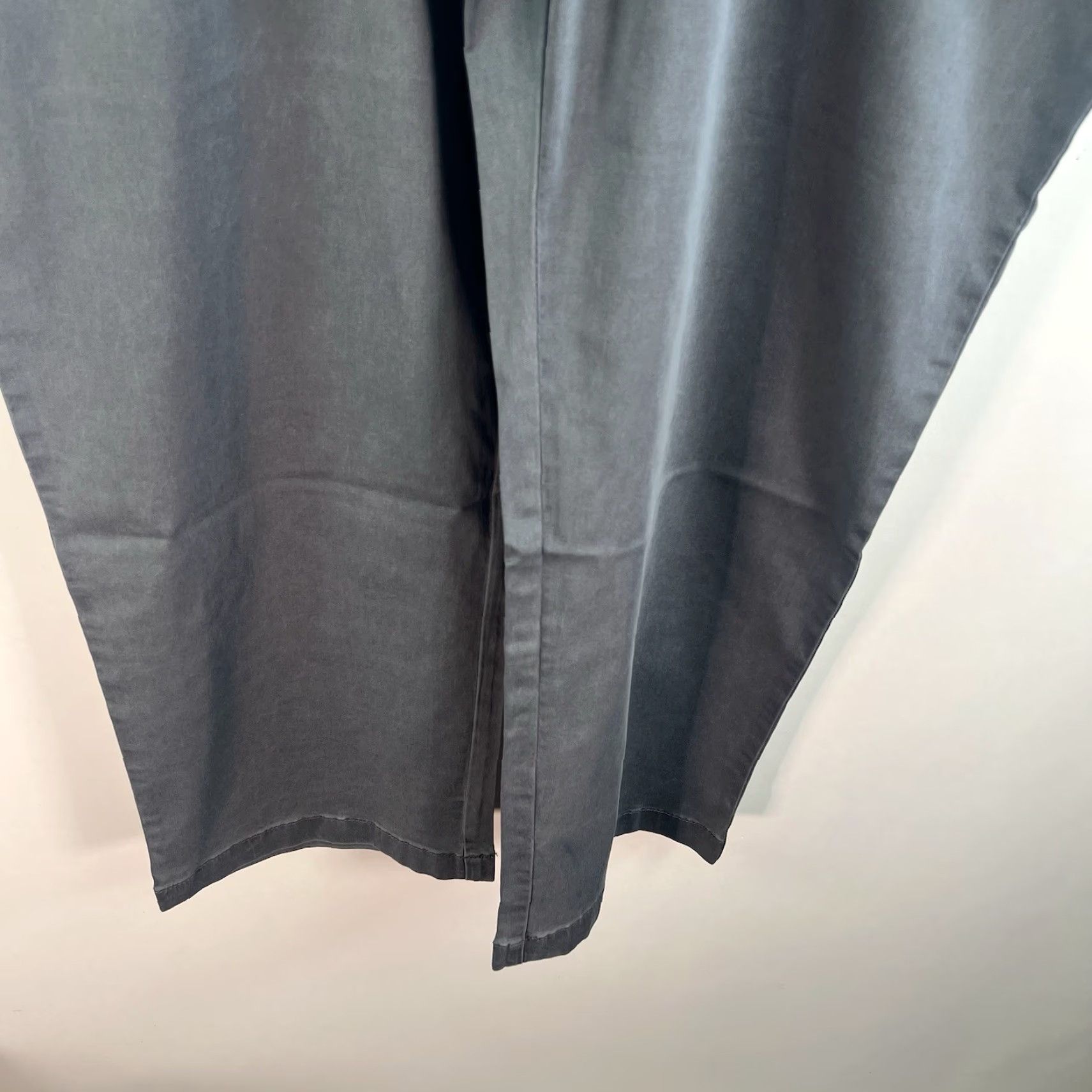 Tommy Bahama VINTAGE Tommy Bahama Boracay Pants Mens 52 Straight Leg Casual Cotton Spandex Gray 30 in Size US 36 / EU 52 - 3 Thumbnail