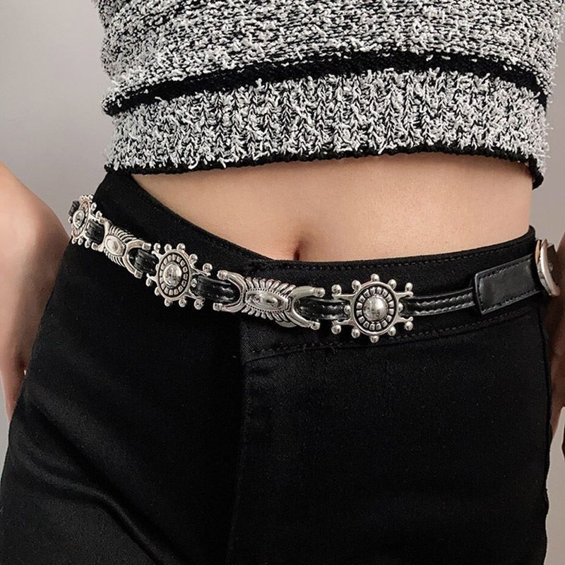 Designer Modern Vintage Belt Riveted Belts Menswear Accessories Size ONE SIZE - 1 Thumbnail