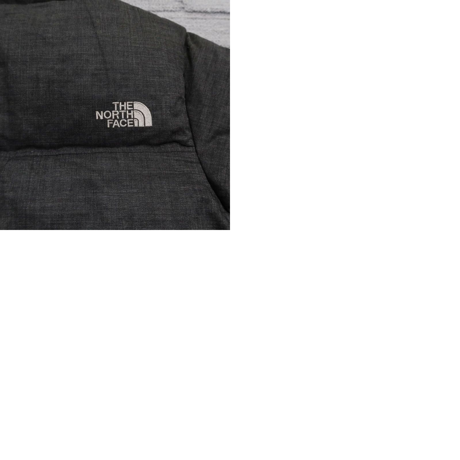 The North Face VINTAGE North Face Nuptse 700 Quilted Down Puffer Jacket Grey S Mens Size US S / EU 44-46 / 1 - 9 Thumbnail