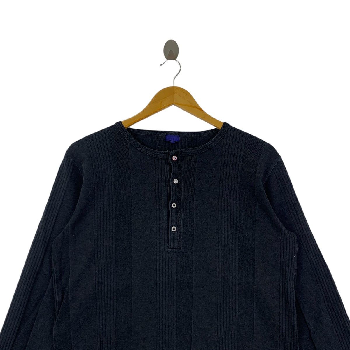 Beams Plus Vintage BEAMS PLUS JAPAN Minimalist Design Henley Tee Shirt Size M / US 6-8 / IT 42-44 - 2 Thumbnail