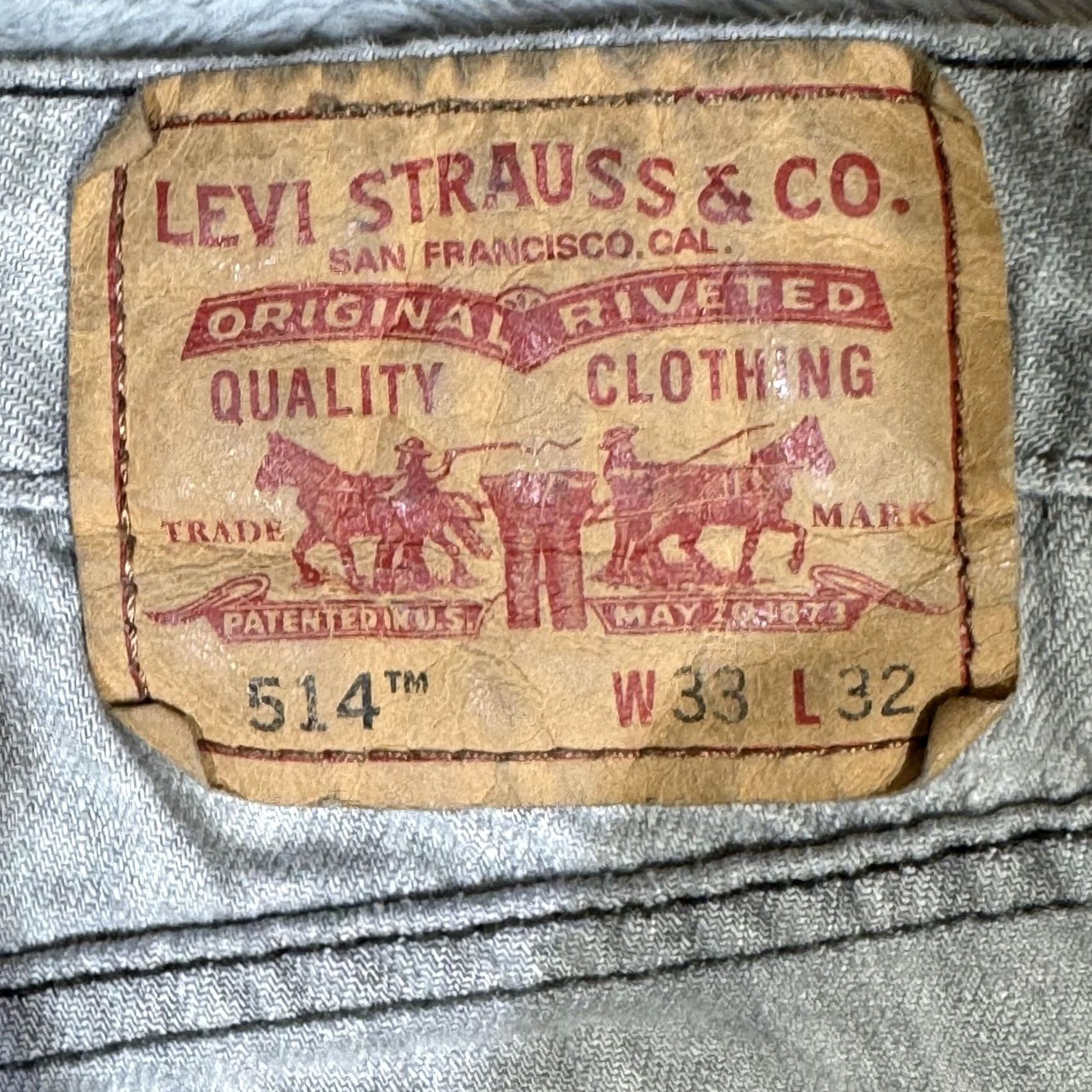 Levi's VINTAGE Levi's 514 Jeans Mens 33x32 Gray Denim Slim Straight 100 Cotton Zip Fly Size US 33 - 4 Thumbnail