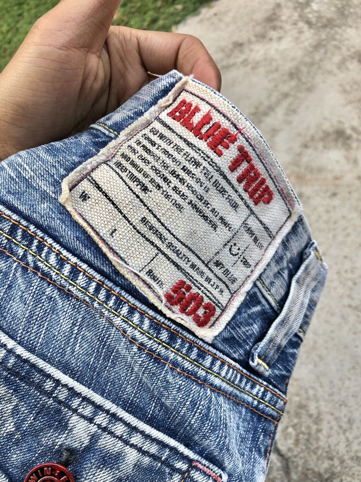 Edwin WASHED BLUE DISTRESSED DENIM BY EDWIN Size US 34 / EU 50 - 4 Thumbnail