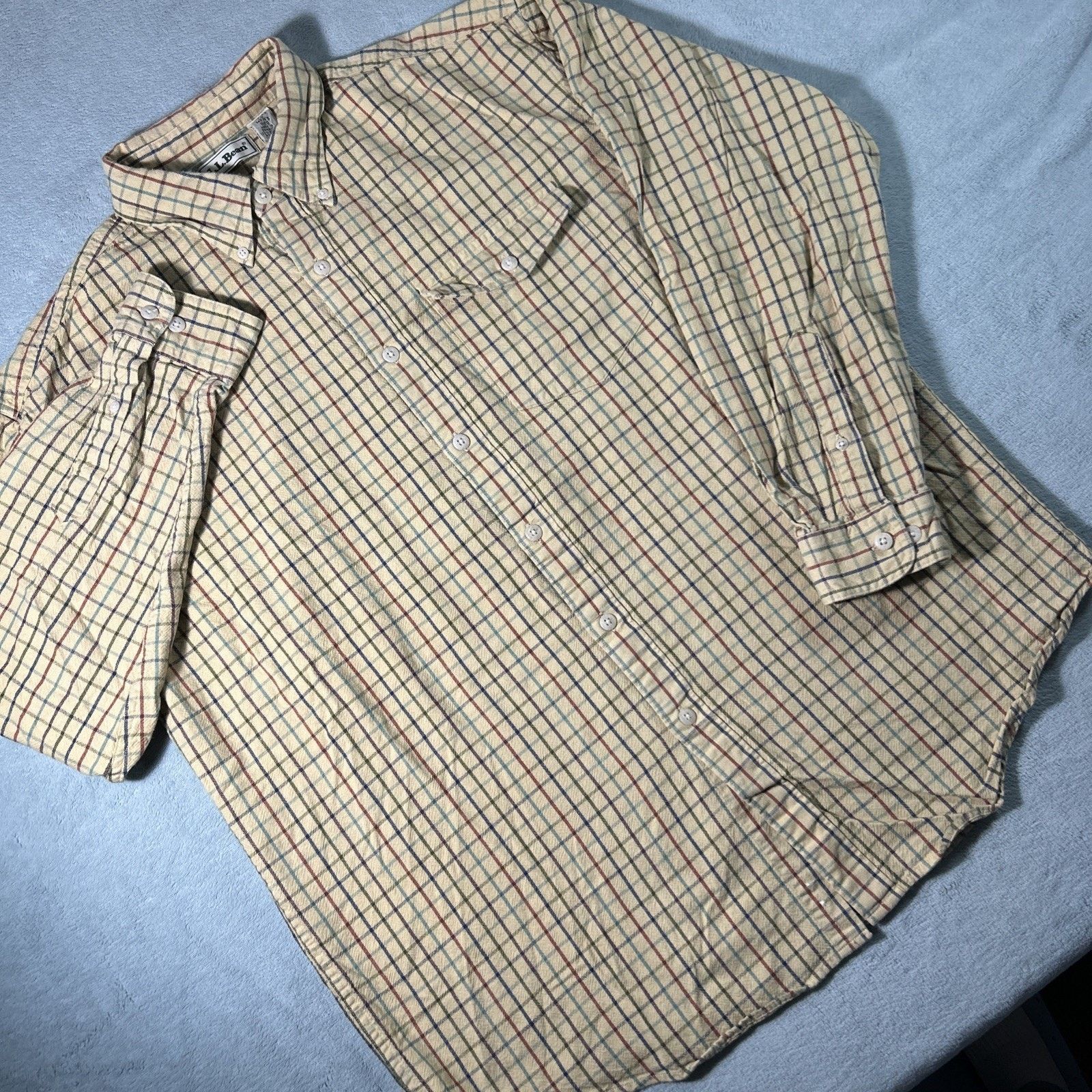 L.L. Bean LL Bean Thick Flannel Button Up Men Large Barn Rugby Match Size US L / EU 52-54 / 3 - 1 Thumbnail