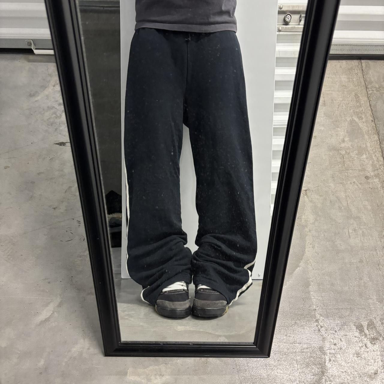 Vintage Crazy Vintage Y2K/2000s Baggy Black Striped Streetwear Skater Essential Sweatpants! Size US 32 / EU 48 - 2 Thumbnail