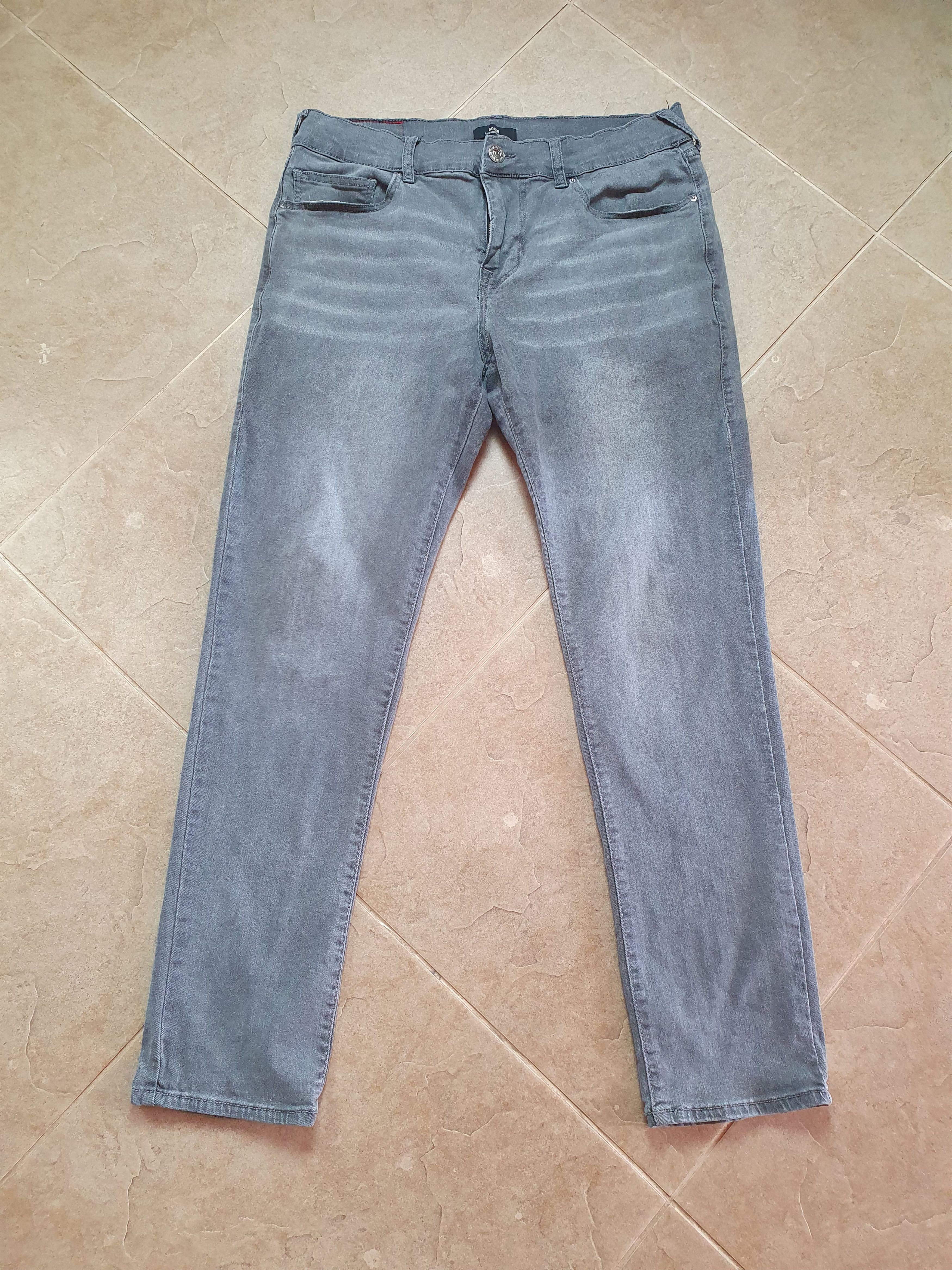 True Religion Gray Denim True Religion Mens Size 34 Rocco Relaxed Skinny Size US 34 / EU 50 - 4 Thumbnail