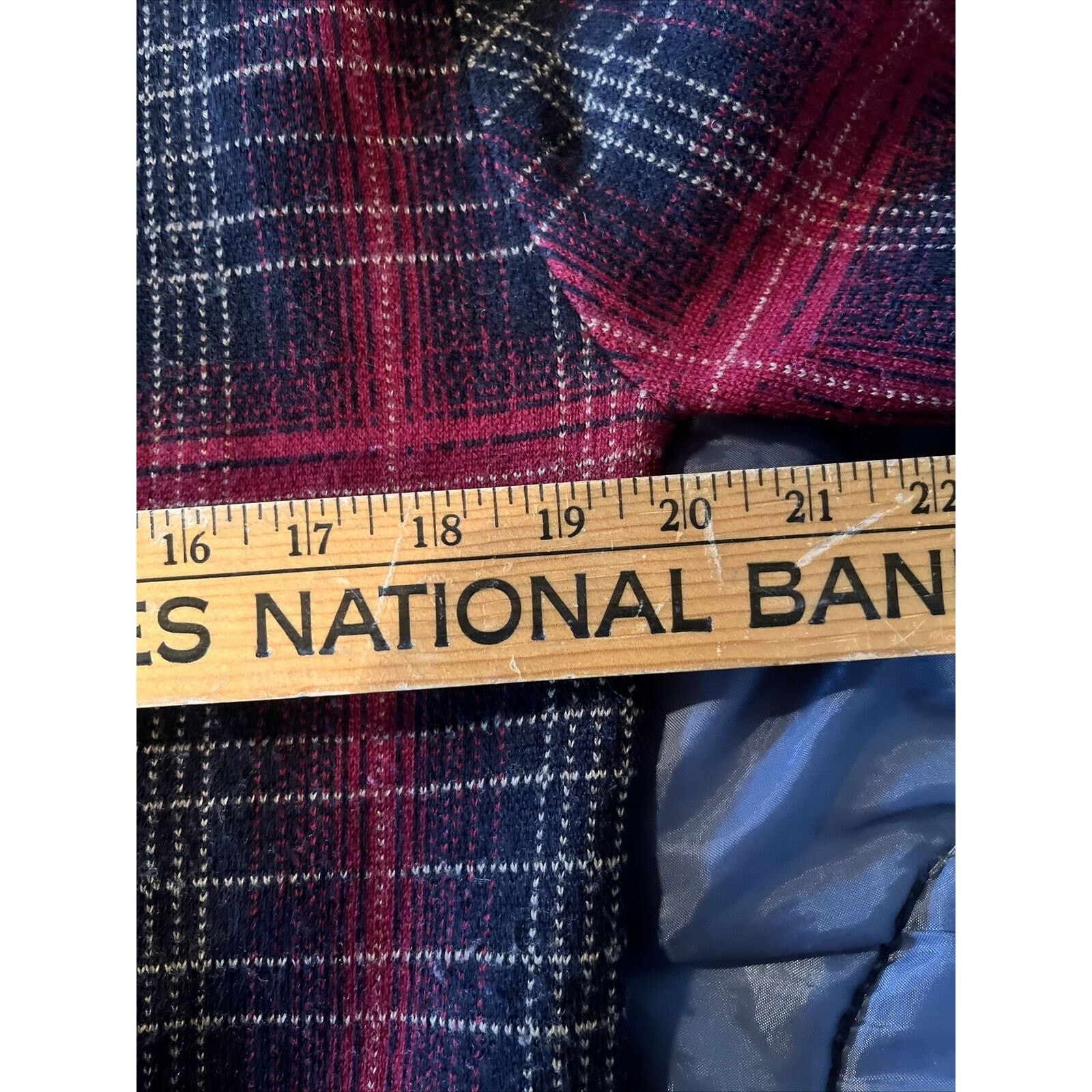 Pendleton Pendleton mens M red plaid long sleeve pullover wool sweater Size US M / EU 48-50 / 2 - 14 Thumbnail