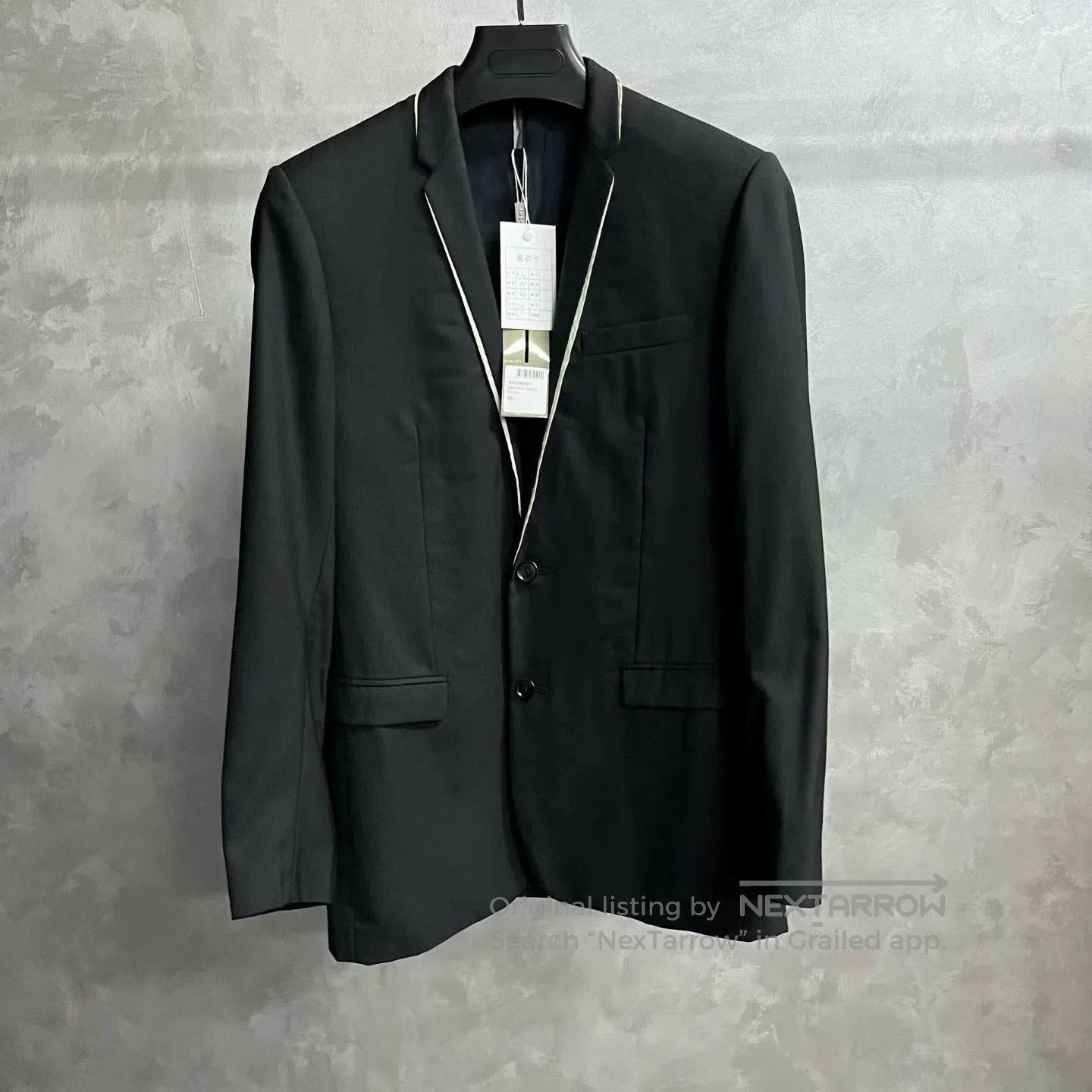Dior Dior Classic Black Lapel Blazer. Size US S / EU 44-46 / 1 - 1 Thumbnail