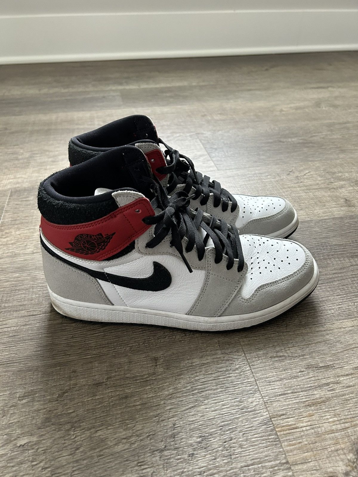 Jordan Brand Jordan 1 Retro High Light Smoke Grey Size US 10.5 / EU 43-44 - 3 Thumbnail