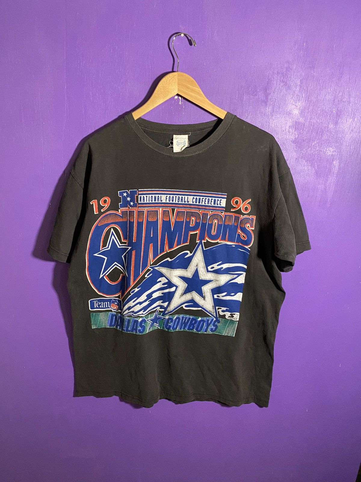 NFL × Vintage Vintage 1996 Dallas cowboys NFC champs Deion sanders tee Size US XL / EU 56 / 4 - 1 Thumbnail