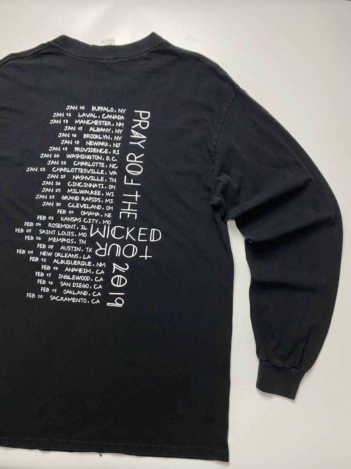 Band Tees Panic at the disco Long sleeve original Tour Tee iconic Size US L / EU 52-54 / 3 - 5 Thumbnail