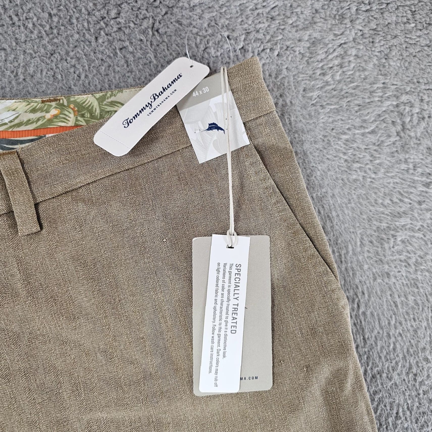 Tommy Bahama Tommy Bahama Pants Mens 44x30 Brown Havana Herringbone Silk Blend Dress Chinos Size US 44 / EU 60 - 3 Thumbnail