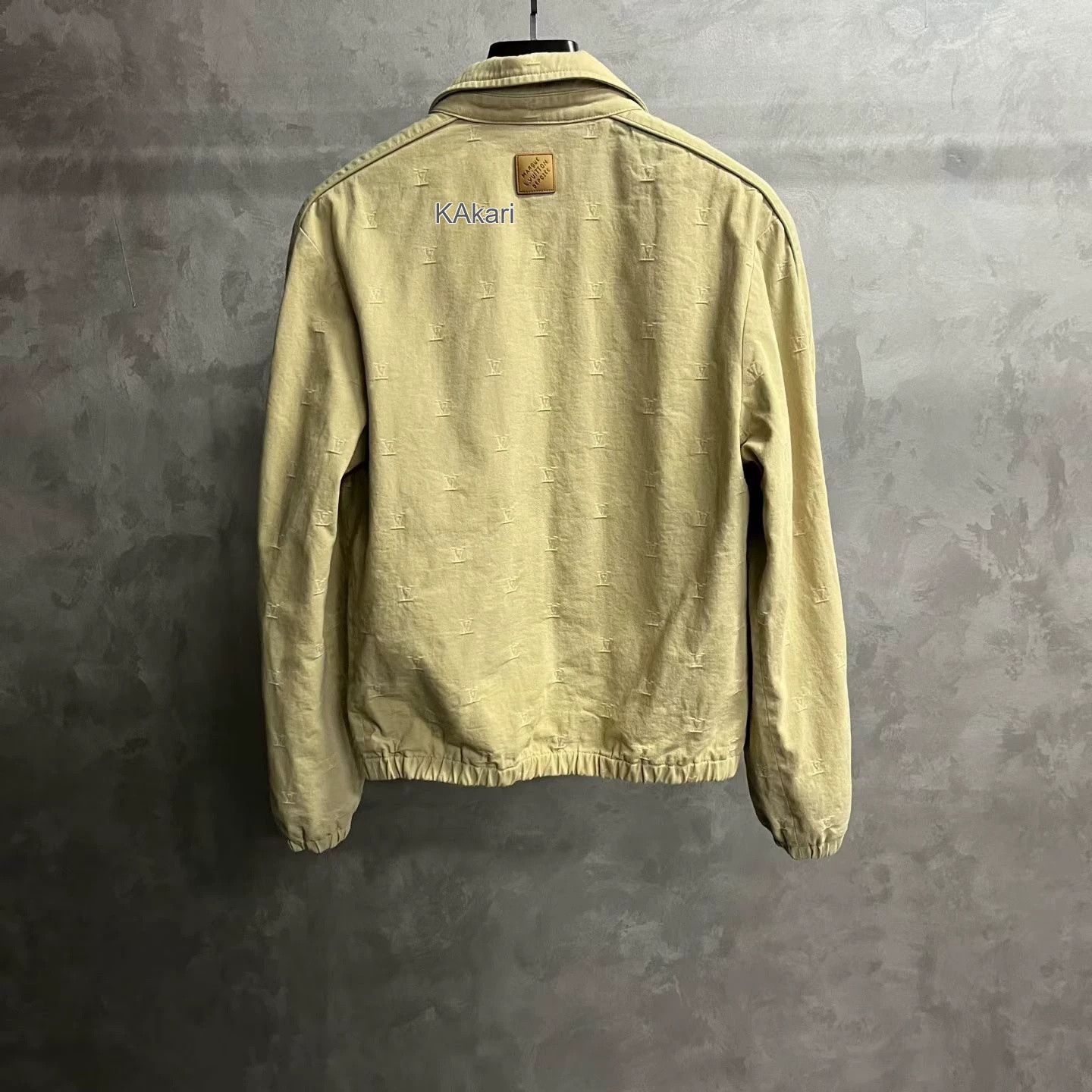 Louis Vuitton Louis Vuitton Beige Logo Print Jacket Size US XXS / EU 40 - 5 Thumbnail