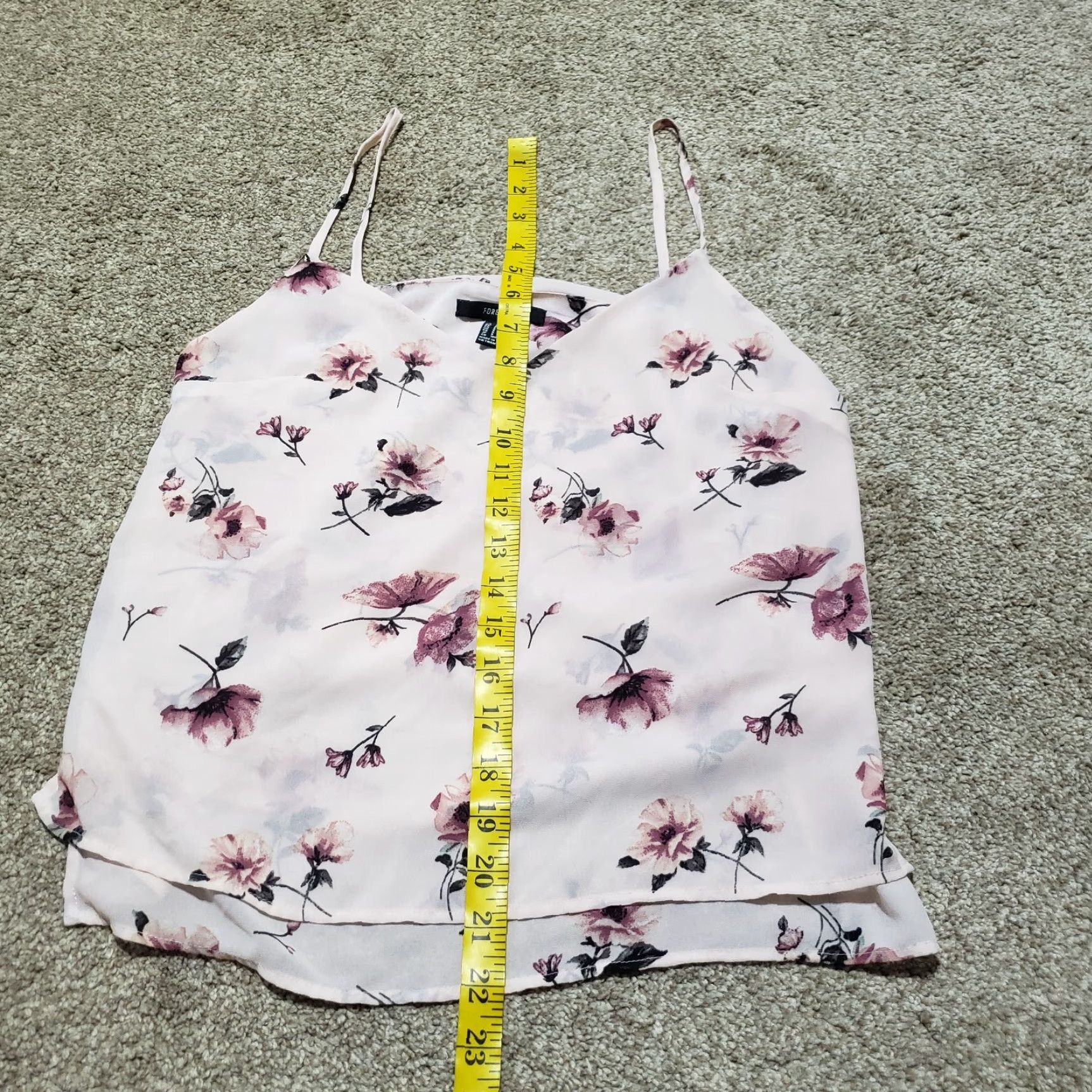 Forever 21 FOREVER 21 Shirt Tank Womens S Multicolor Floral Cami Crop Top Spaghetti V-Neck Cropped Summer Casual Women’s Small Night? Size S / US 4 / IT 40 - 4 Thumbnail