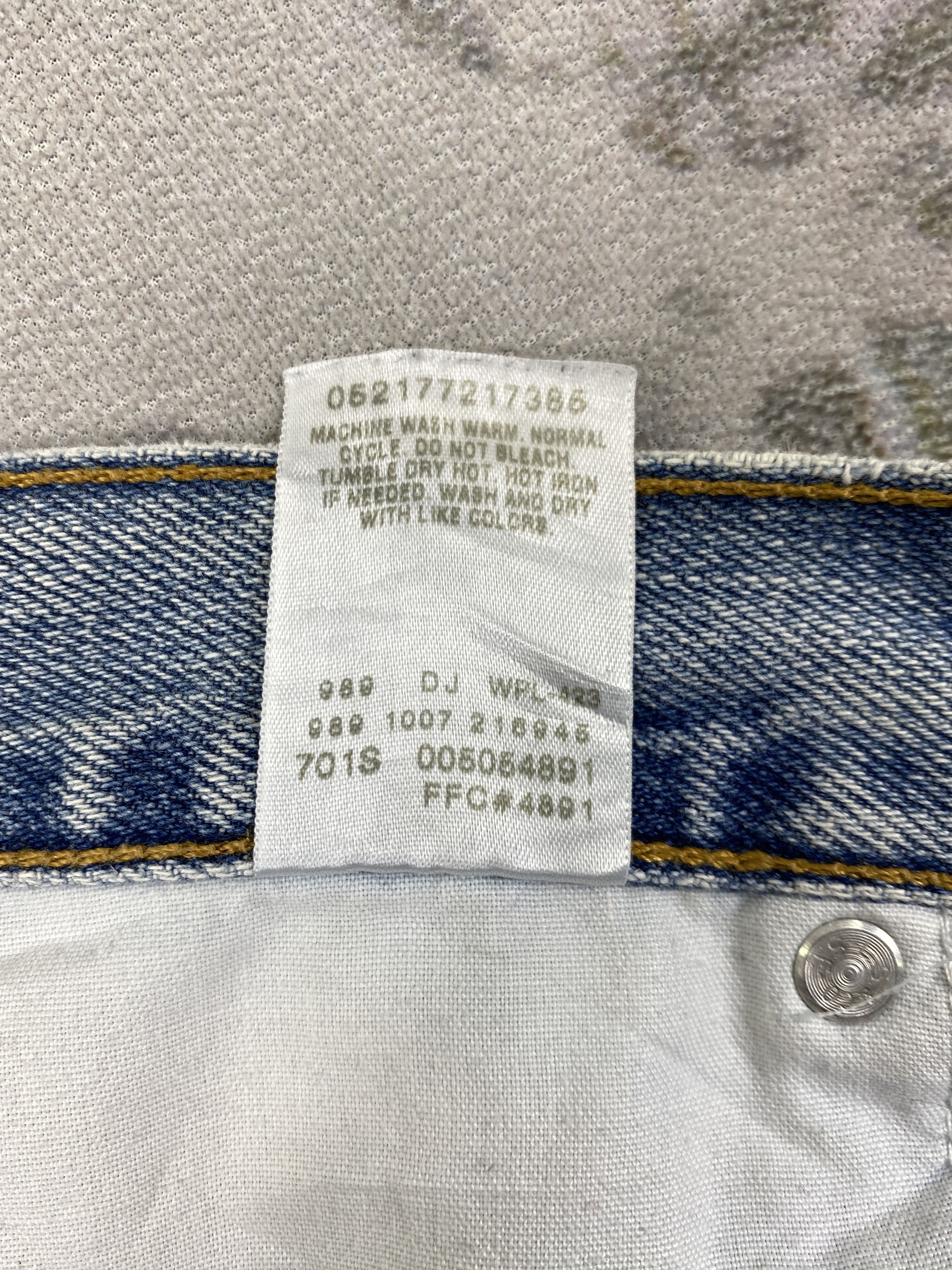 Levi's Light Wash Vintage Levi's 505 Regular Fit Denim 35x29 JN754 Size US 35 - 11 Thumbnail