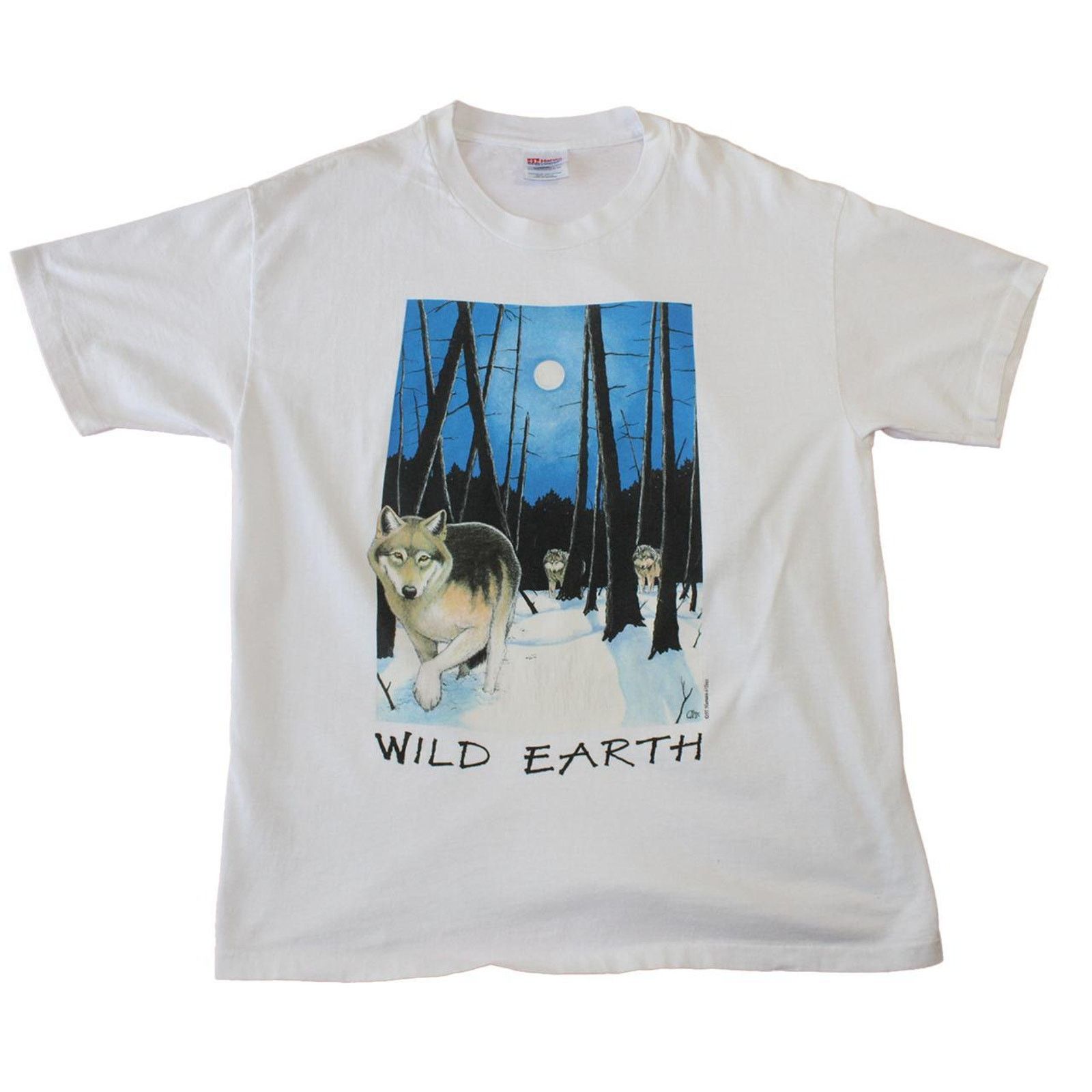 Vintage Vintage 90s White Wild Earth Wolves Graphic Tee Size US L / EU 52-54 / 3 - 4 Thumbnail