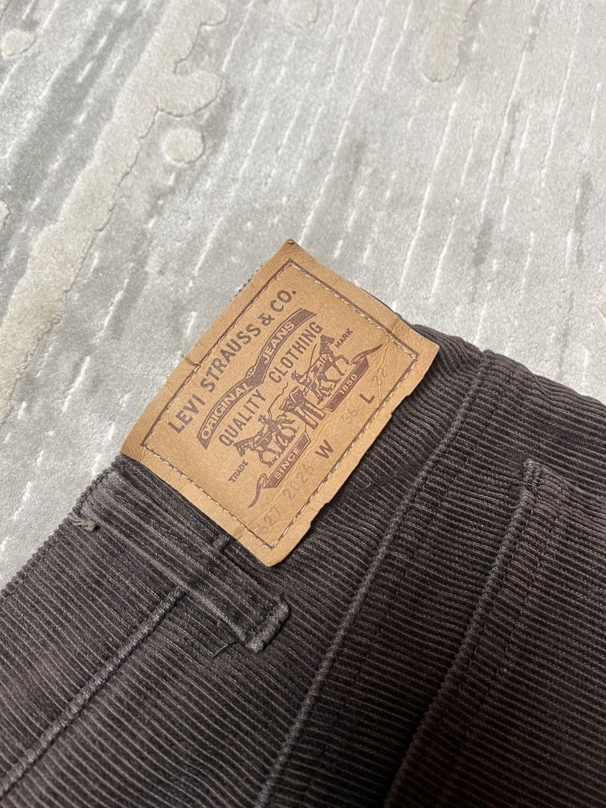 Levi's × Levi's Vintage Clothing × Vintage Levi’s vintage velvet rare pants brown y2k Size US 36 / EU 52 - 3 Thumbnail