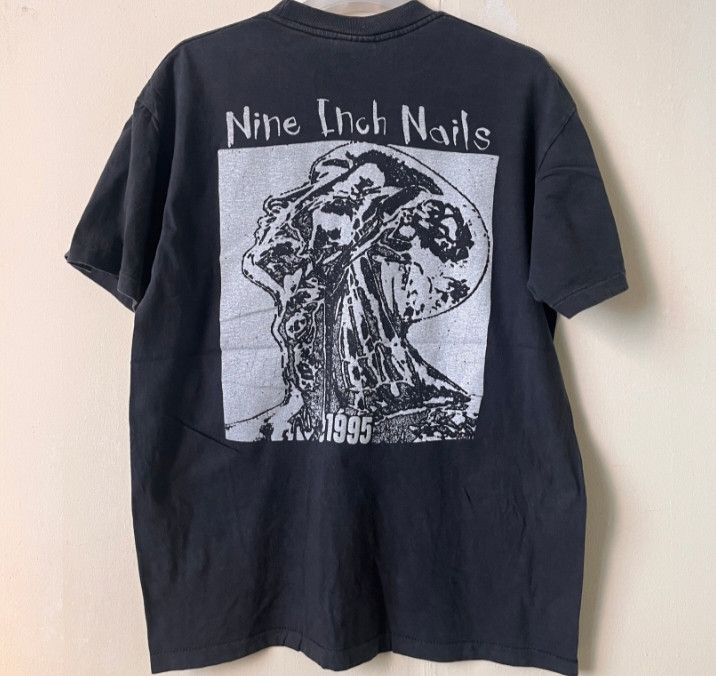 Band Tees Nine Inch Nails 1995 🎊 Size US L / EU 52-54 / 3 - 1 Thumbnail