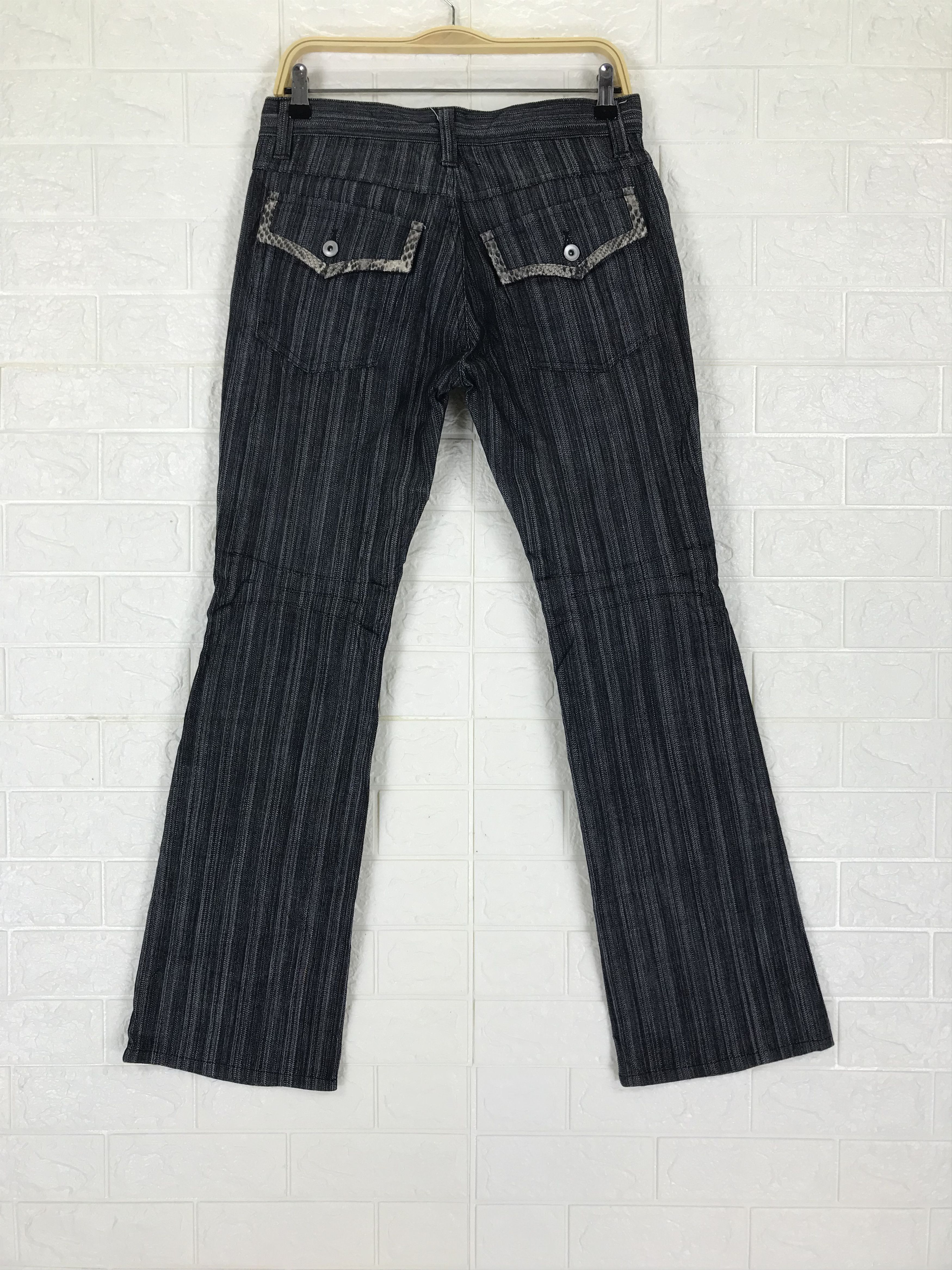 Japanese Brand Vintage Japanese Python Detailed Flare Pant Size US 30 / EU 46 - 5 Thumbnail
