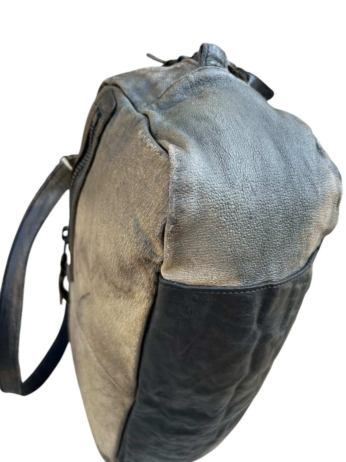 Japanese Brand Butler Verner Sails Japan Distressed Patina Leather Bag Size ONE SIZE - 13 Thumbnail