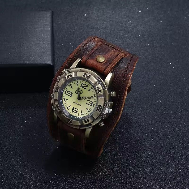 Jewelry Round Quartz Watch With Leather Band Size ONE SIZE - 4 Thumbnail