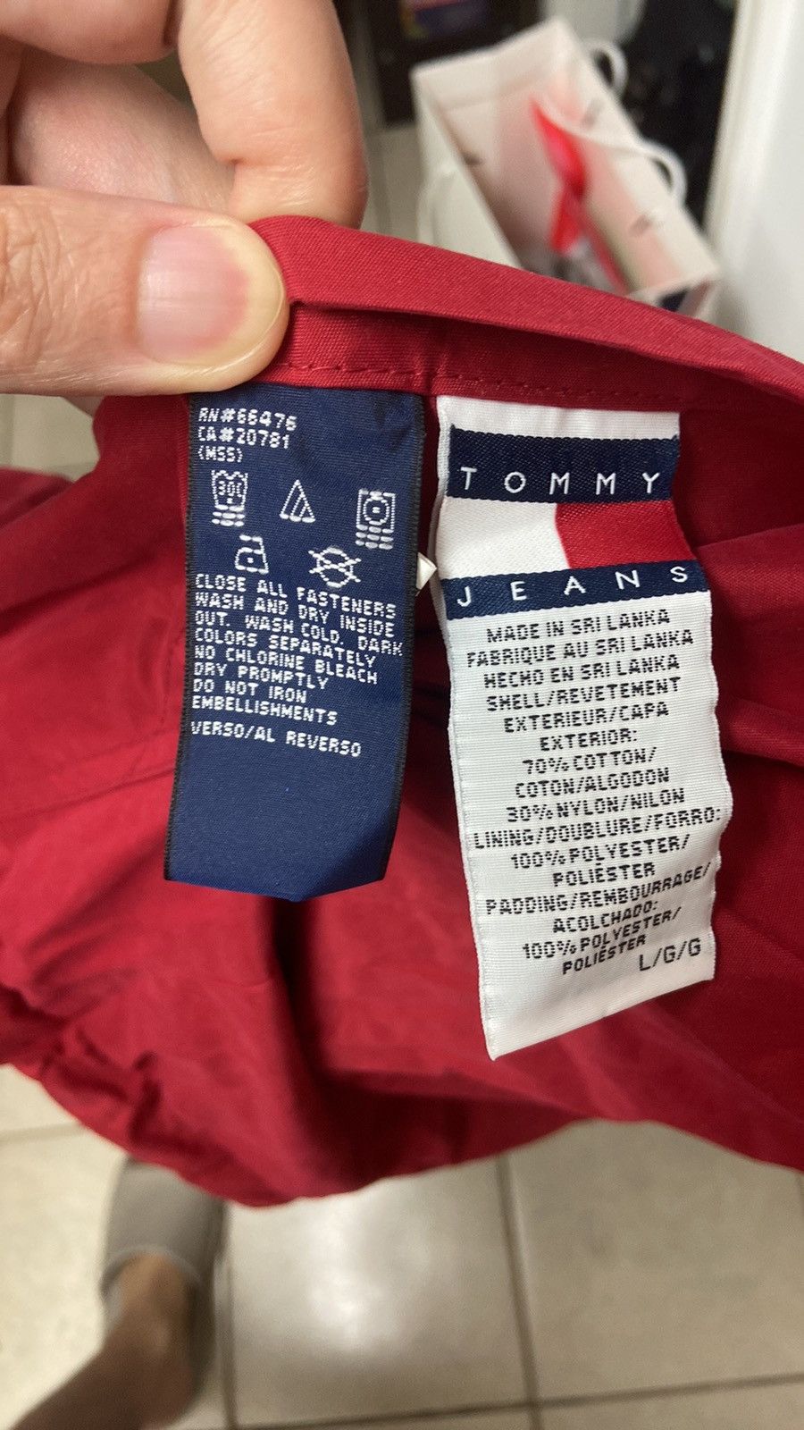 Tommy Hilfiger × Tommy Jeans × Vintage VTG Tommy Hilfiger Jeans Reversible Red/Blue Heavy Jacket Size US L / EU 52-54 / 3 - 6 Thumbnail