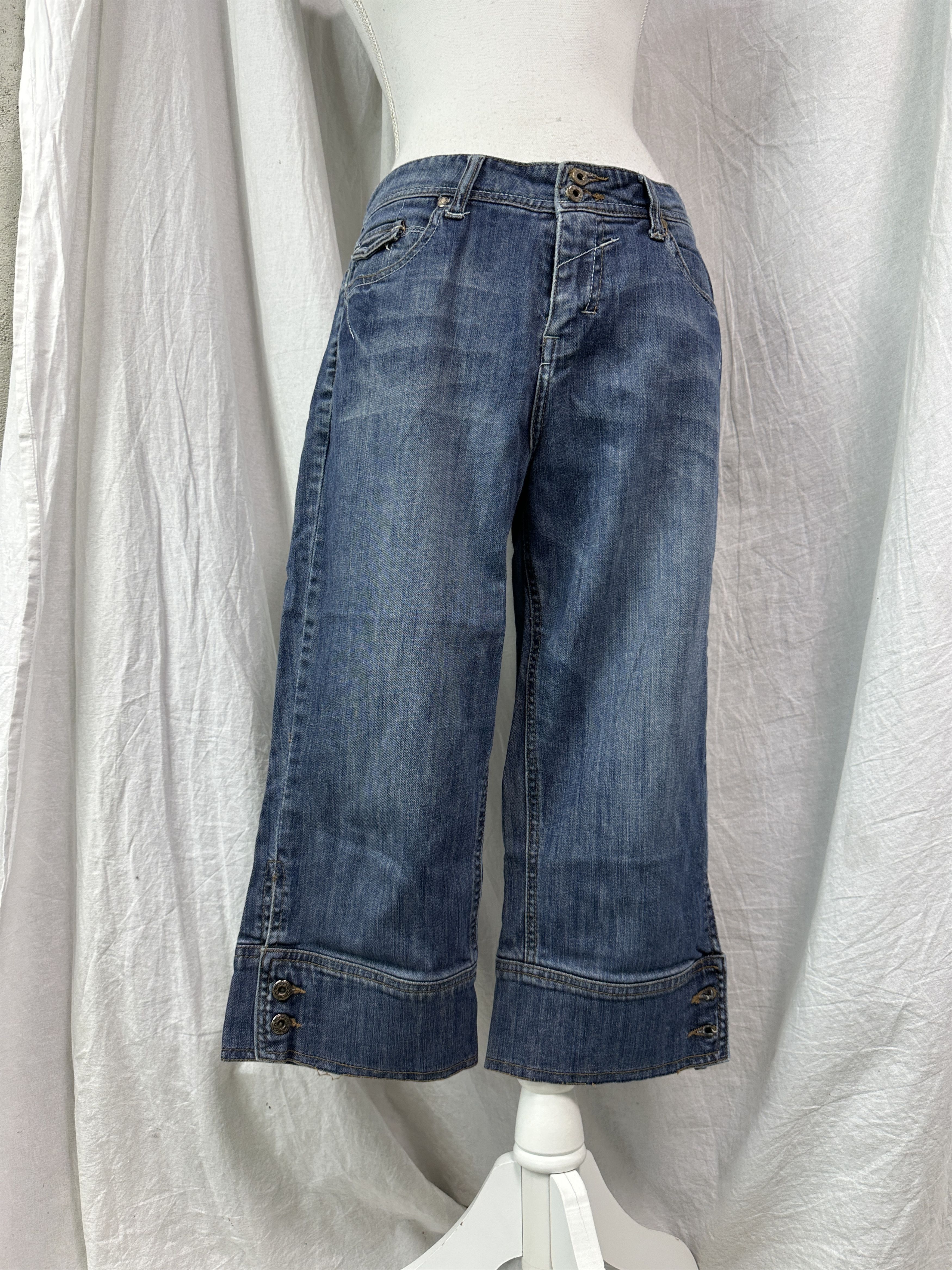 Vintage Vintage Denim Streetwear Capri Jeans Pants Y2K Size 26" / US 2 / IT 38 - 1 Thumbnail