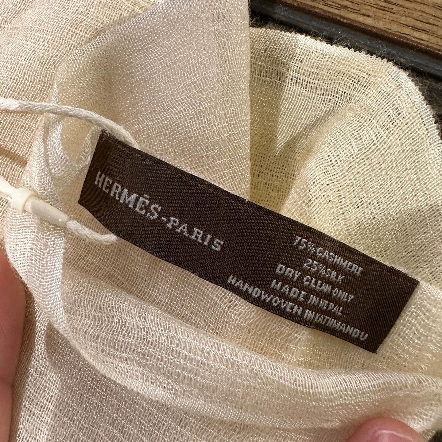 Hermes Hermes may115 Cashmere Ombre Colorblock Monogram Scarf Size ONE SIZE - 3 Thumbnail