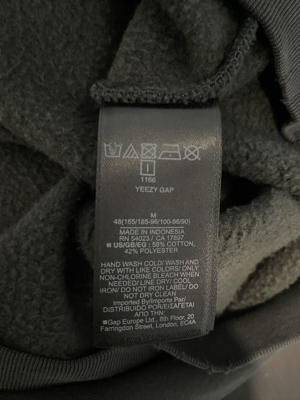 Balenciaga × Gap × Kanye West Yeezy Gap Balenciaga Sweatsuit Size US M / EU 48-50 / 2 - 4 Thumbnail