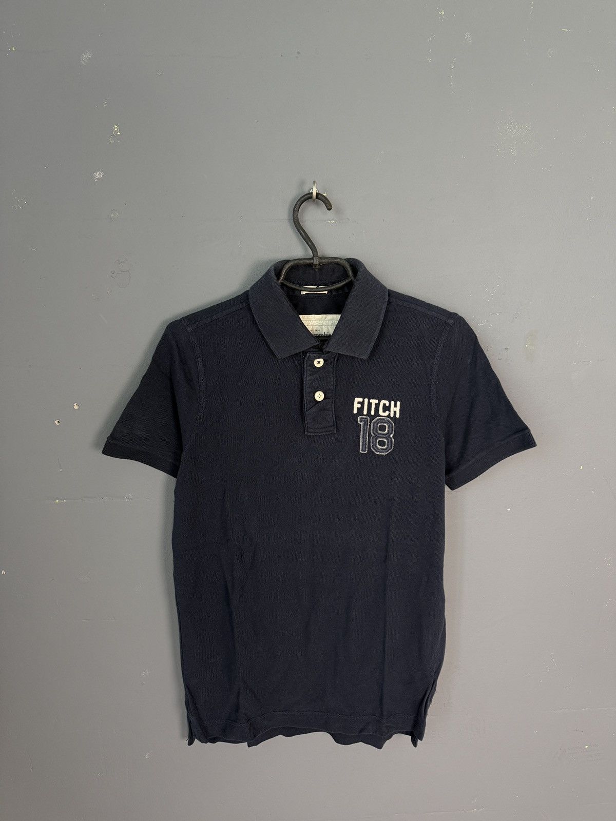 Abercrombie & Fitch Authentic Blue Graphic Tee Abercrombie and Fitch Size US M / EU 48-50 / 2 - 1 Thumbnail