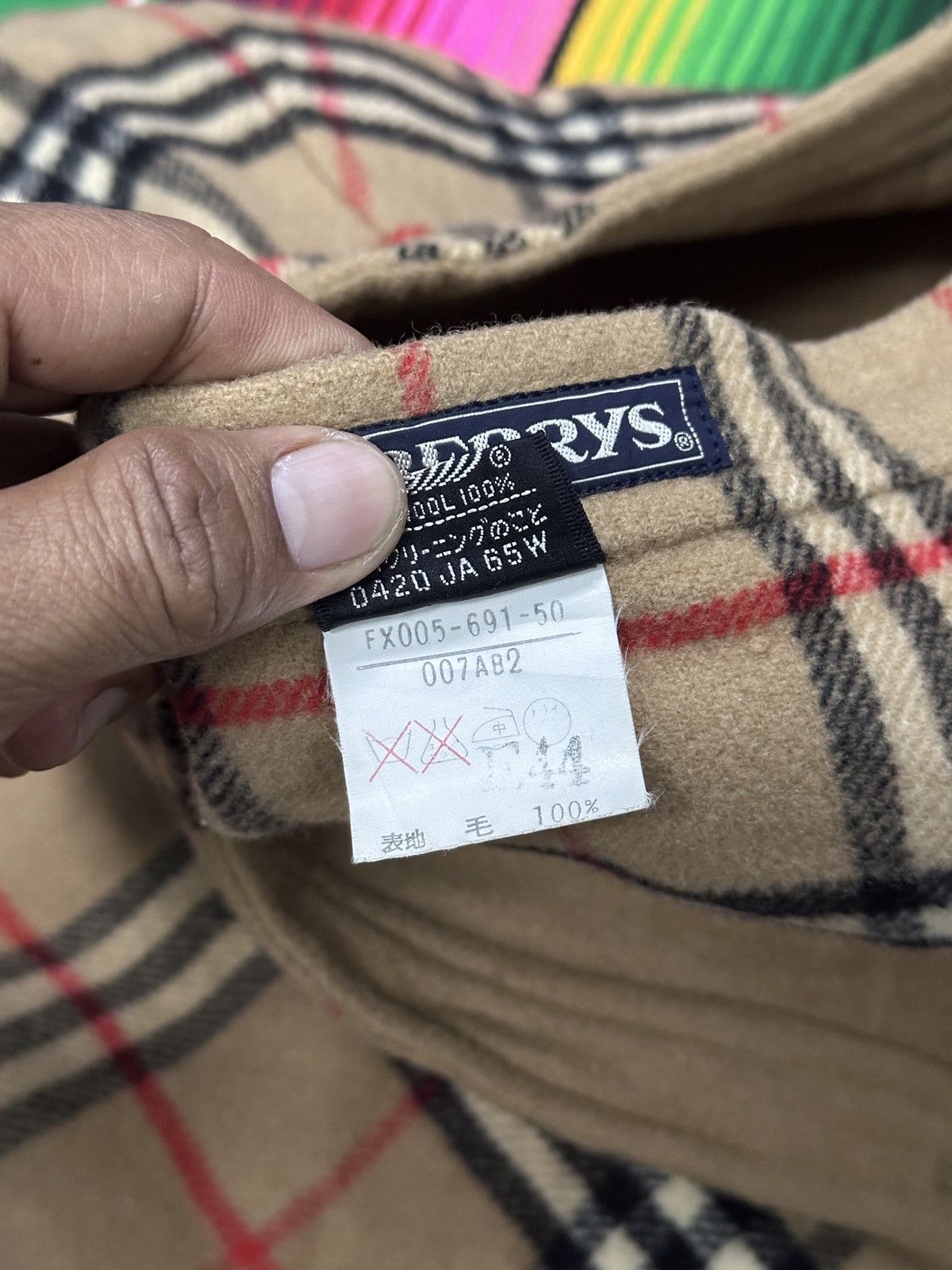 Burberry 💥Burberrys💥 skirts 💥 Size 25" / US 0 / IT 36 - 8 Thumbnail