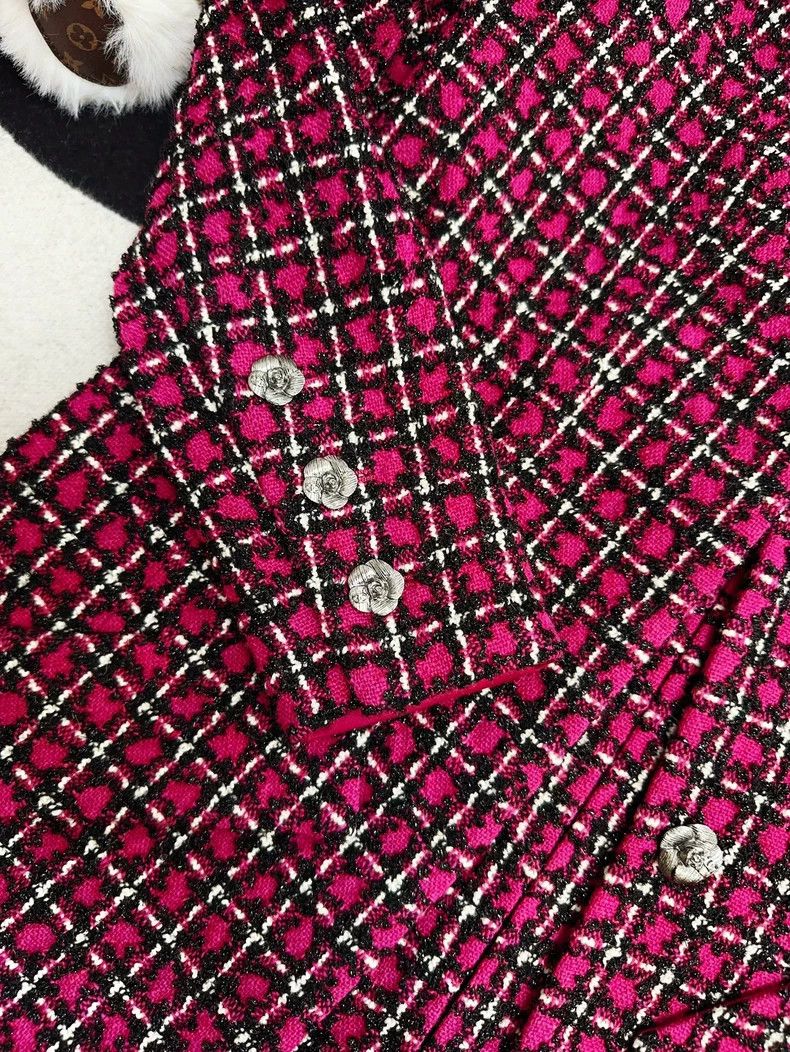 Chanel Chanel 23K autumn and winter purple plaid fake two-piece c Size S / US 4 / IT 40 - 4 Thumbnail