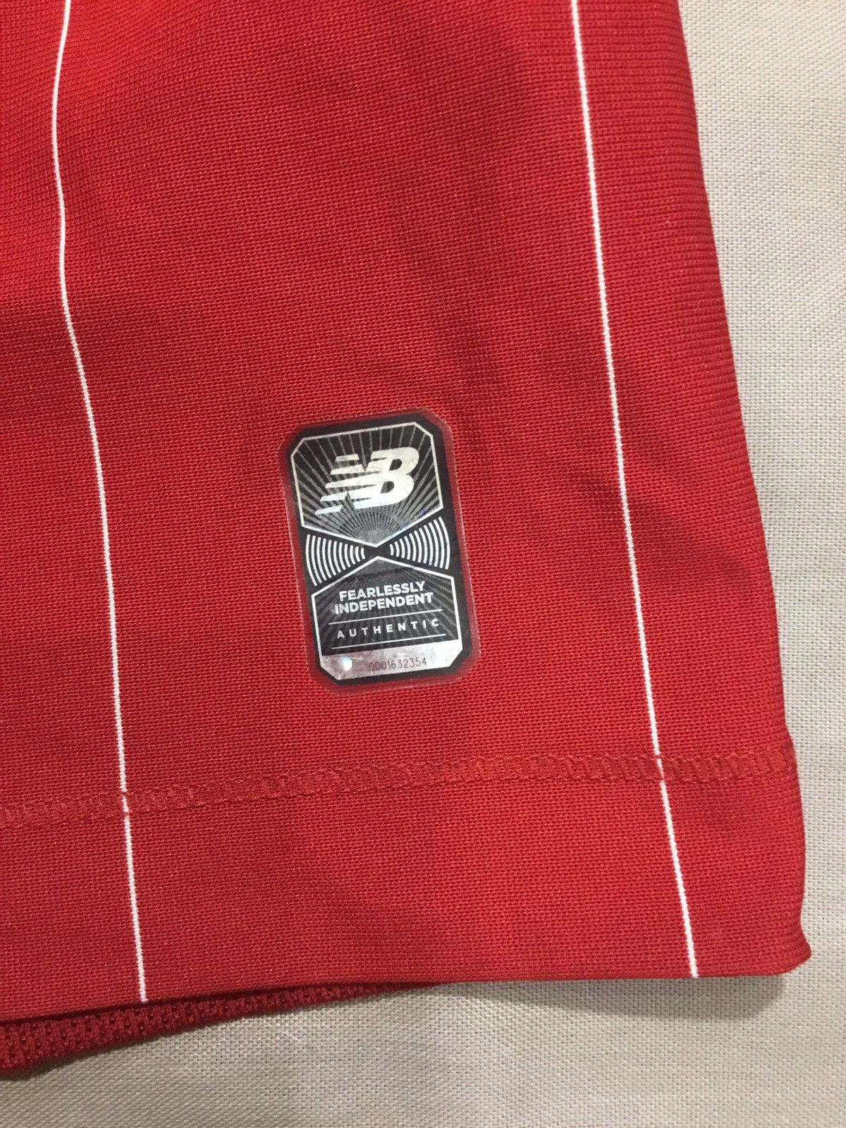 New Balance LIVERPOOL 2019 2020 HOME SOCCER JERSEY FOOTBALL SHIRT Size US L / EU 52-54 / 3 - 3 Thumbnail