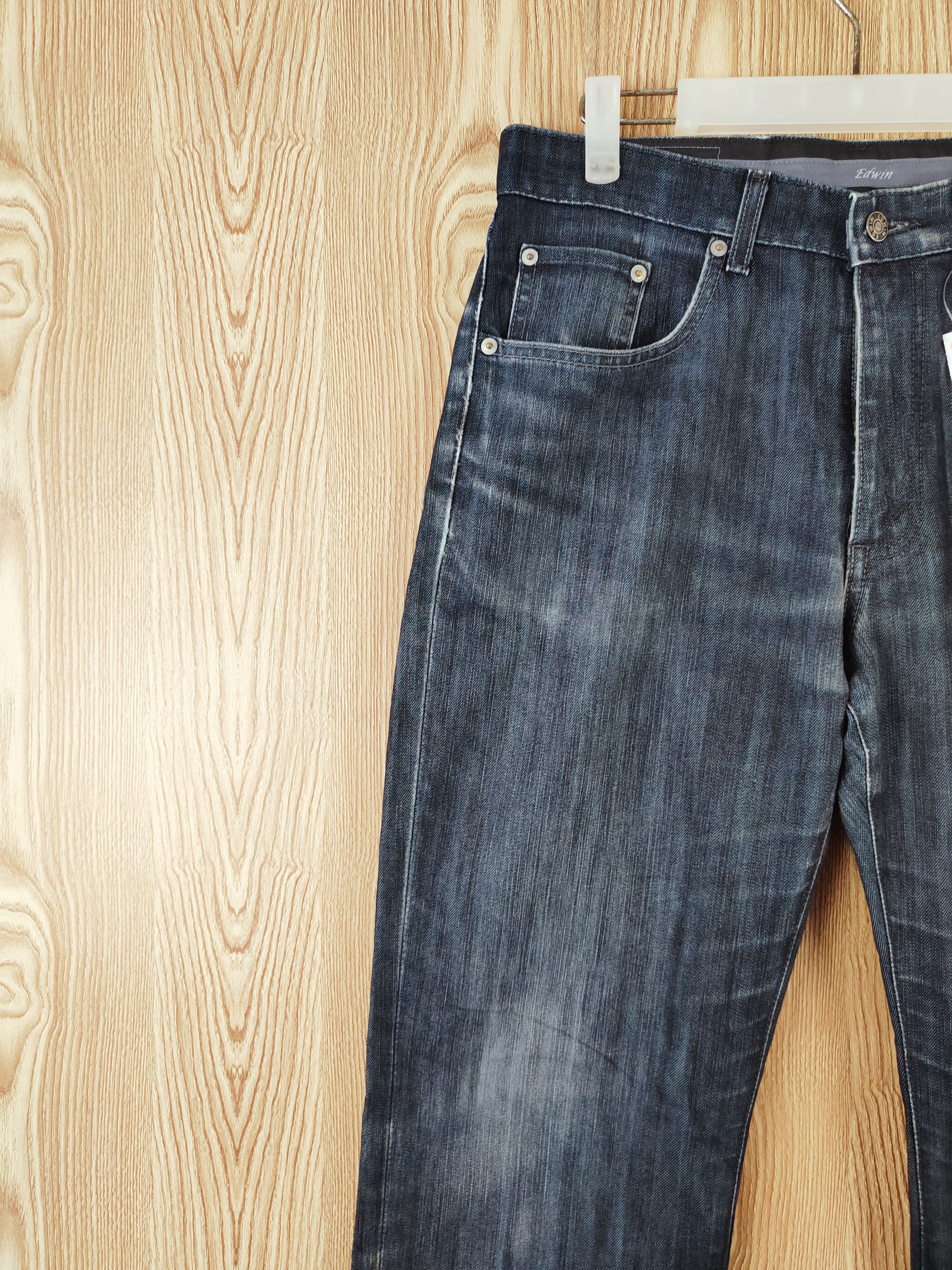 Edwin Edwin Black Distressed Ripped Jeans #W791 Size US 32 / EU 48 - 3 Thumbnail