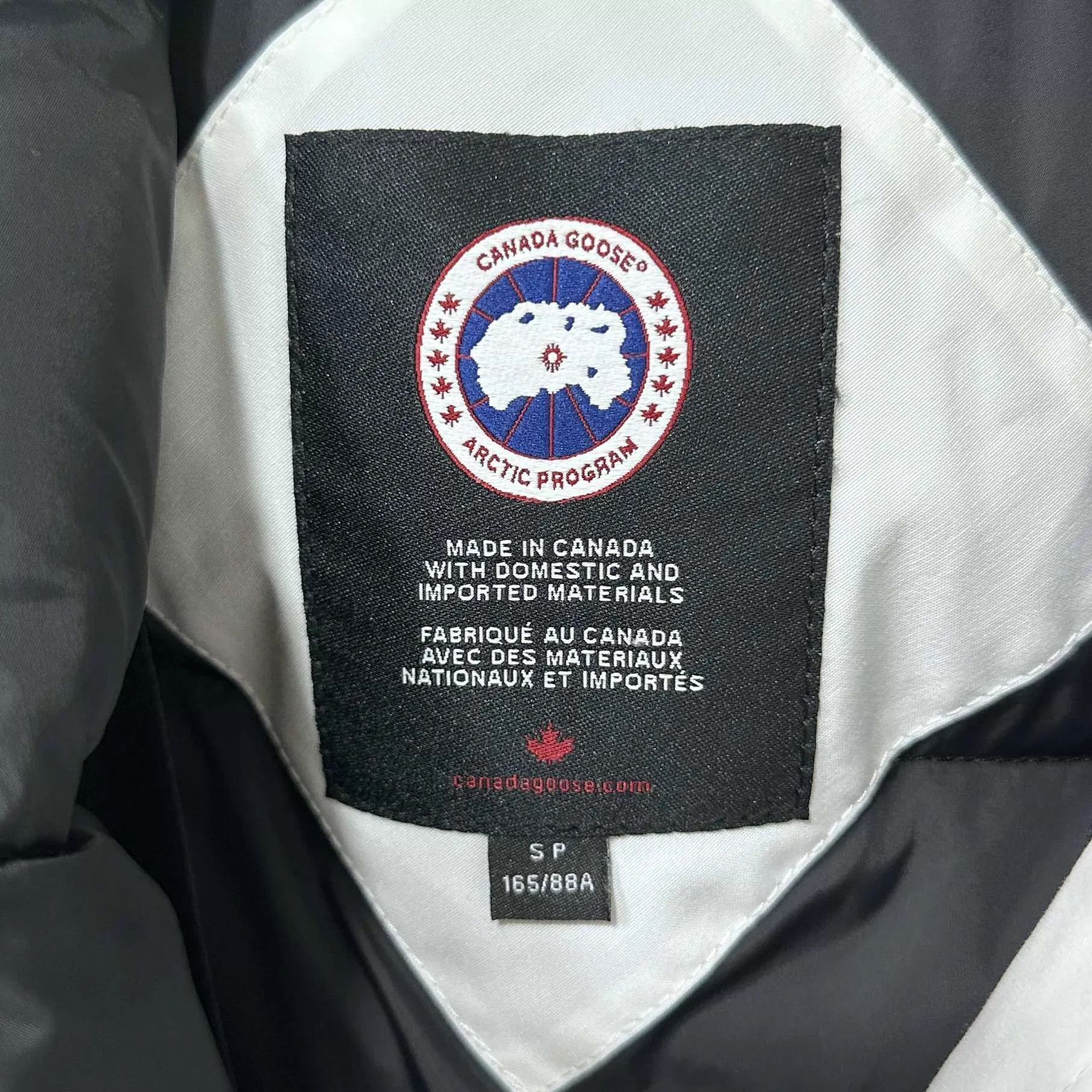 Canada Goose Canada Goose white pilot fur collar down jacket S Size US S / EU 44-46 / 1 - 5 Thumbnail