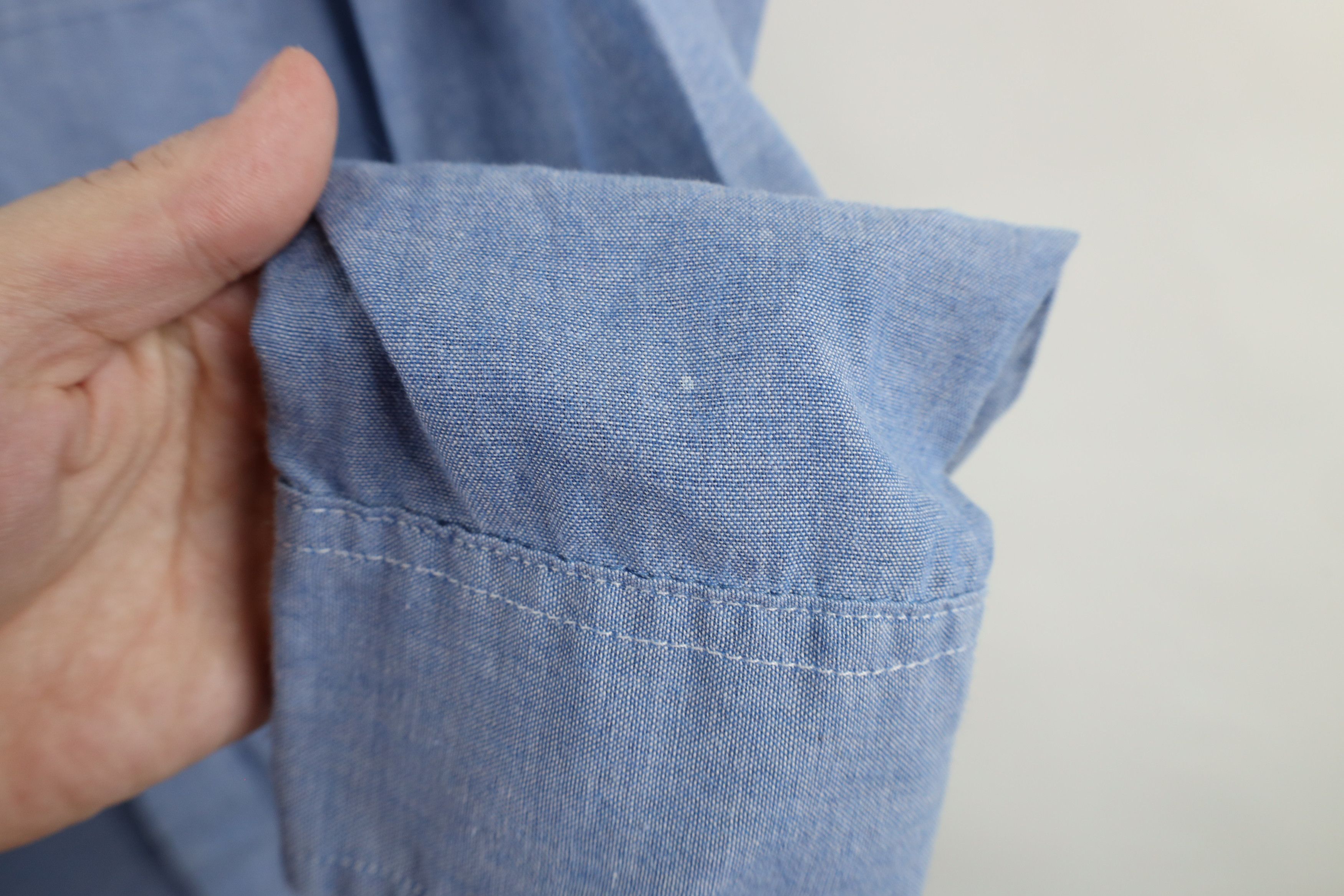 Vintage Vintage 90s Streetwear Chambray Work Button Shirt Blue Size US L / EU 52-54 / 3 - 7 Thumbnail