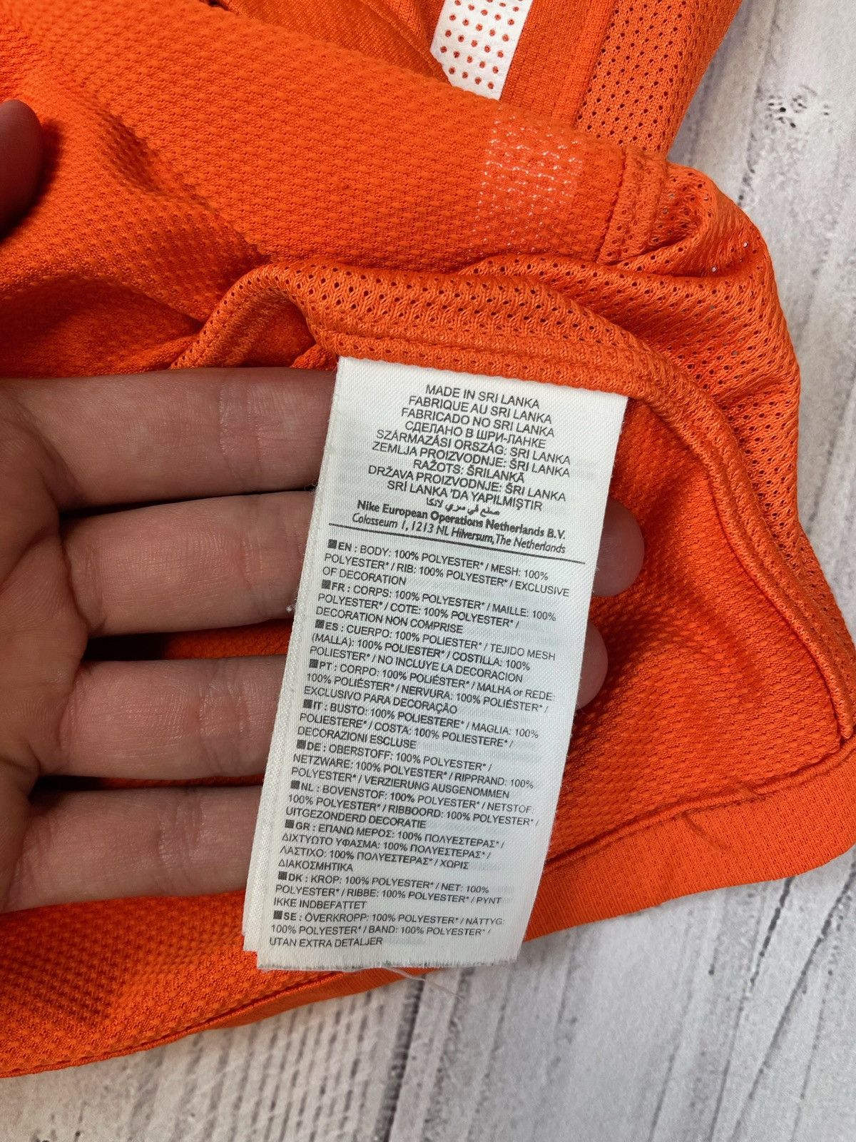 Nike Vintage Nederland Holland soccer jersey Van Der Vaart size M Size US M / EU 48-50 / 2 - 4 Thumbnail