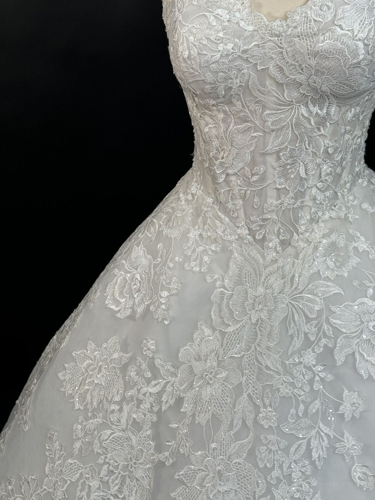 Other US 14-16 Embroidery appliqués Lace Anna Augusta Bridal Dress Size XXL / US 16-18 / IT 52-54 - 5 Thumbnail