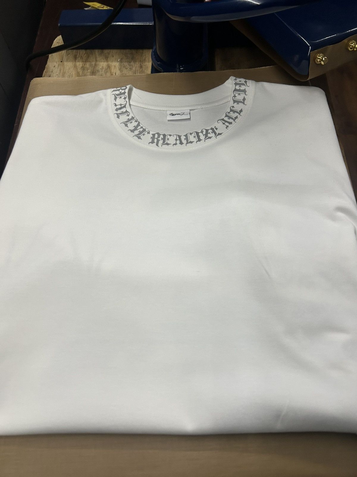 Designer NSG luxury shirt Size US L / EU 52-54 / 3 - 1 Thumbnail