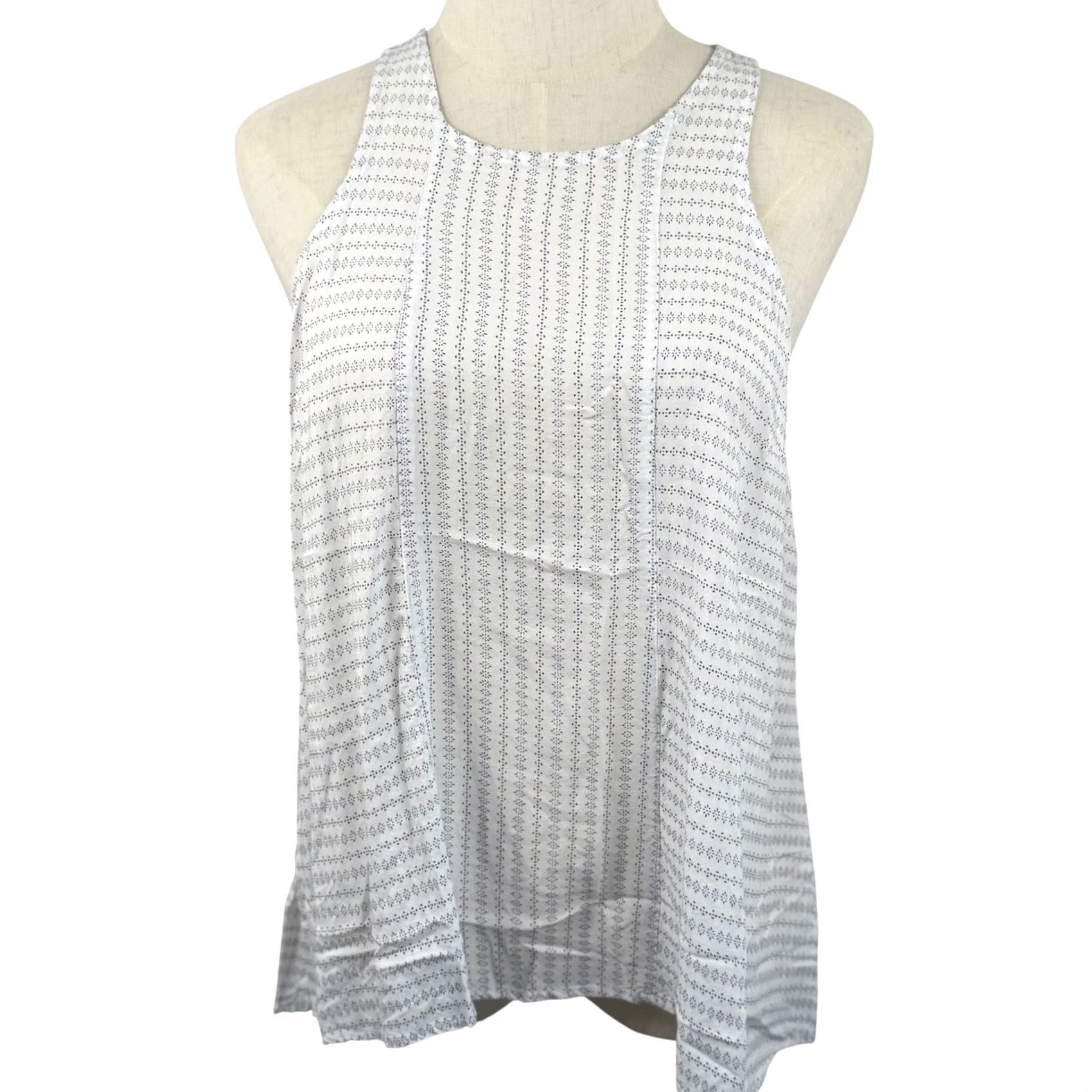 Old Navy Old Navy Tank Top White Navy Print High Neck Keyhole Boho Coastal Summer EUC Womens M Sleeveless Rayon Light-weight Casual Geometric Size M / US 6-8 / IT 42-44 - 2 Thumbnail