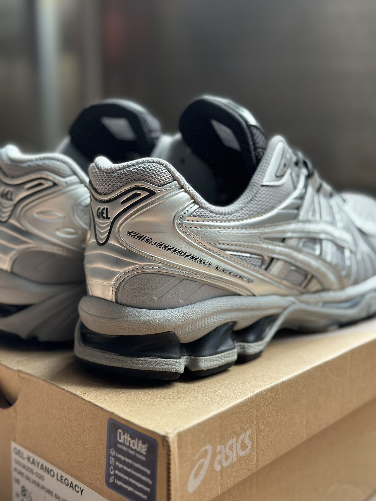 Asics ASICS Gel Kayano Legacy "Pure Silver" Size US 9 / EU 42 - 6 Thumbnail