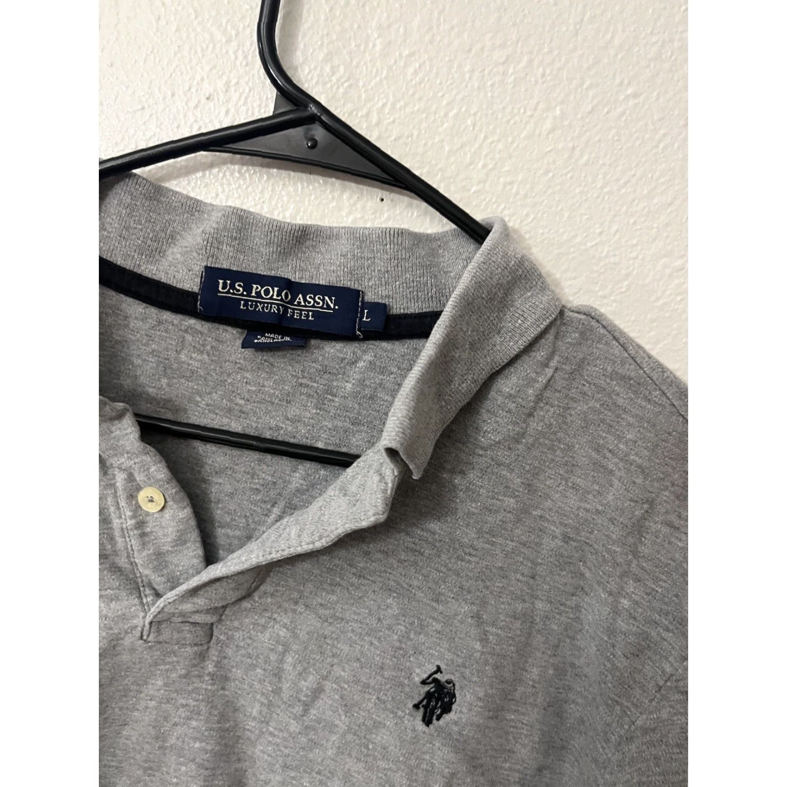 U.S. Polo Assn. U.S. Polo Assn. Luxury Feel Men's Large Polo Shirt Gray Logo Short Sleeve Collared Button Closure 100% Cotton Size US L / EU 52-54 / 3 - 2 Thumbnail