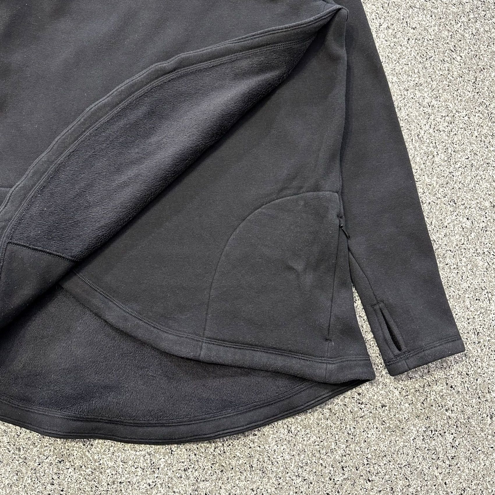 Athleta Athleta Sweatshirt Pullover Womens S Black 1/4 Zip Mock Neck Long Sleeve Cozy Karma Asym Sweatshirt Size S / US 4 / IT 40 - 4 Thumbnail