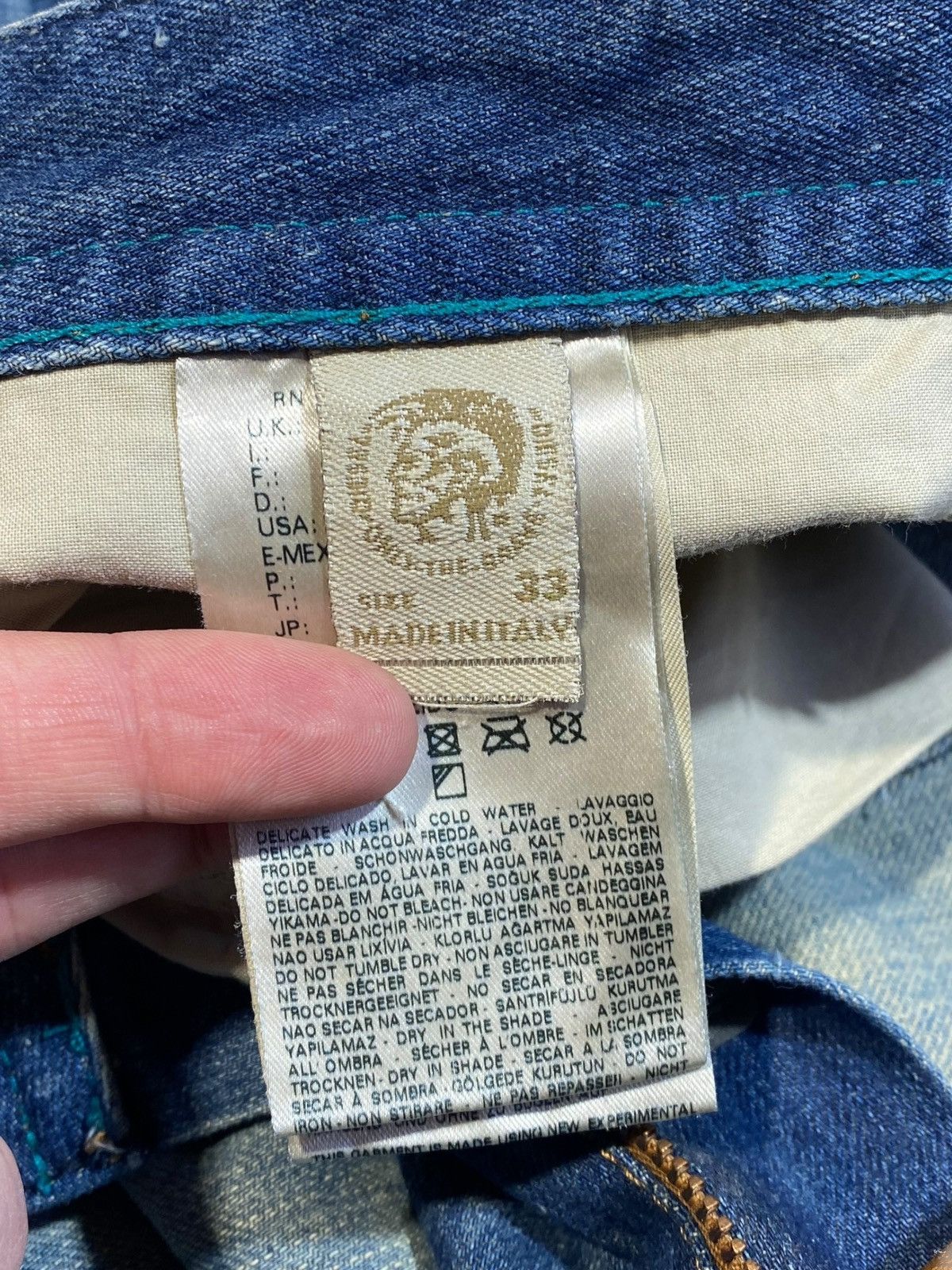 Diesel × Vintage Vintage Diesel Thavar Y2k Hype Distressed Washed Denim Jeans Size US 33 - 24 Thumbnail