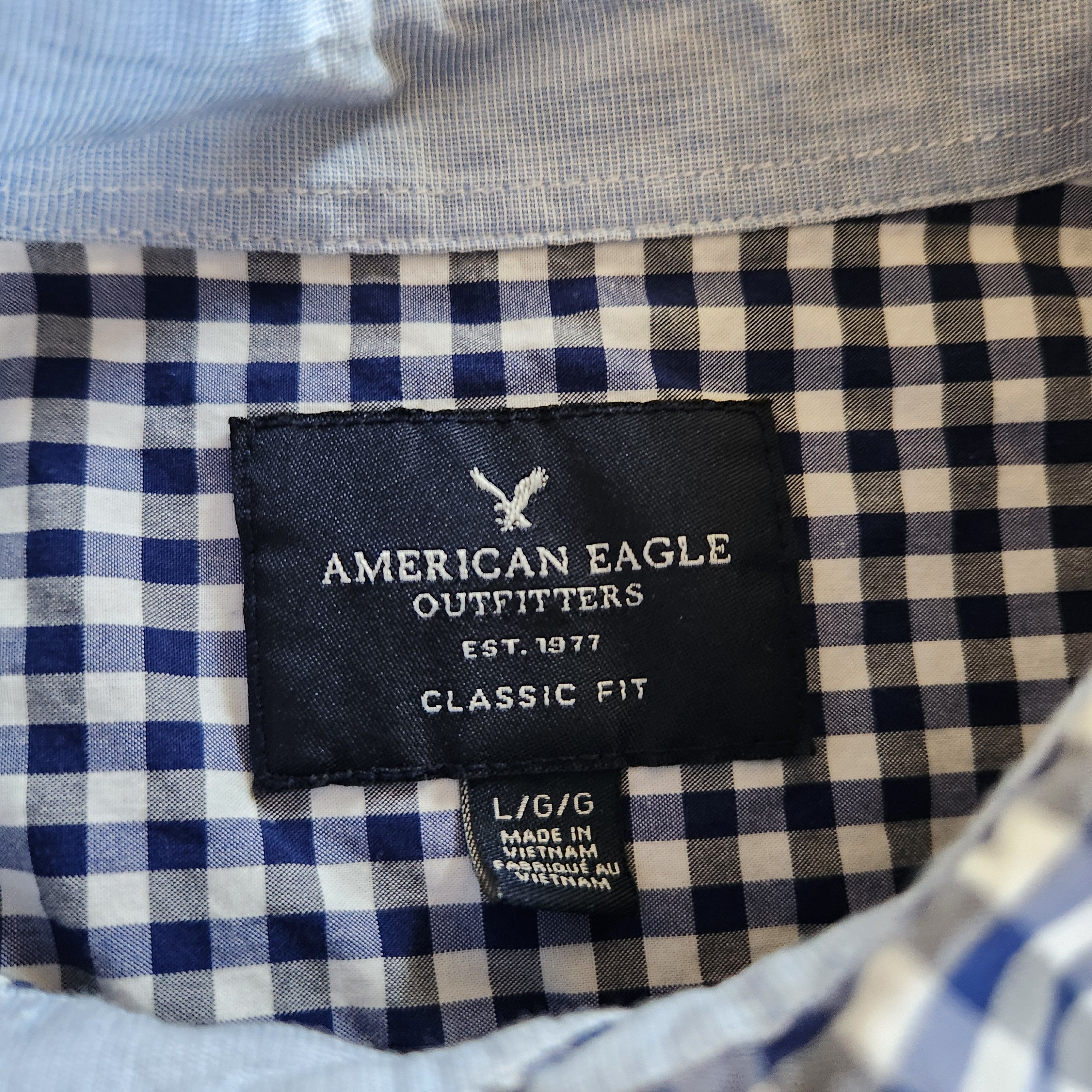 American Eagle Outfitters American Eagle men's L standard casual dressy shirt Size US L / EU 52-54 / 3 - 5 Thumbnail
