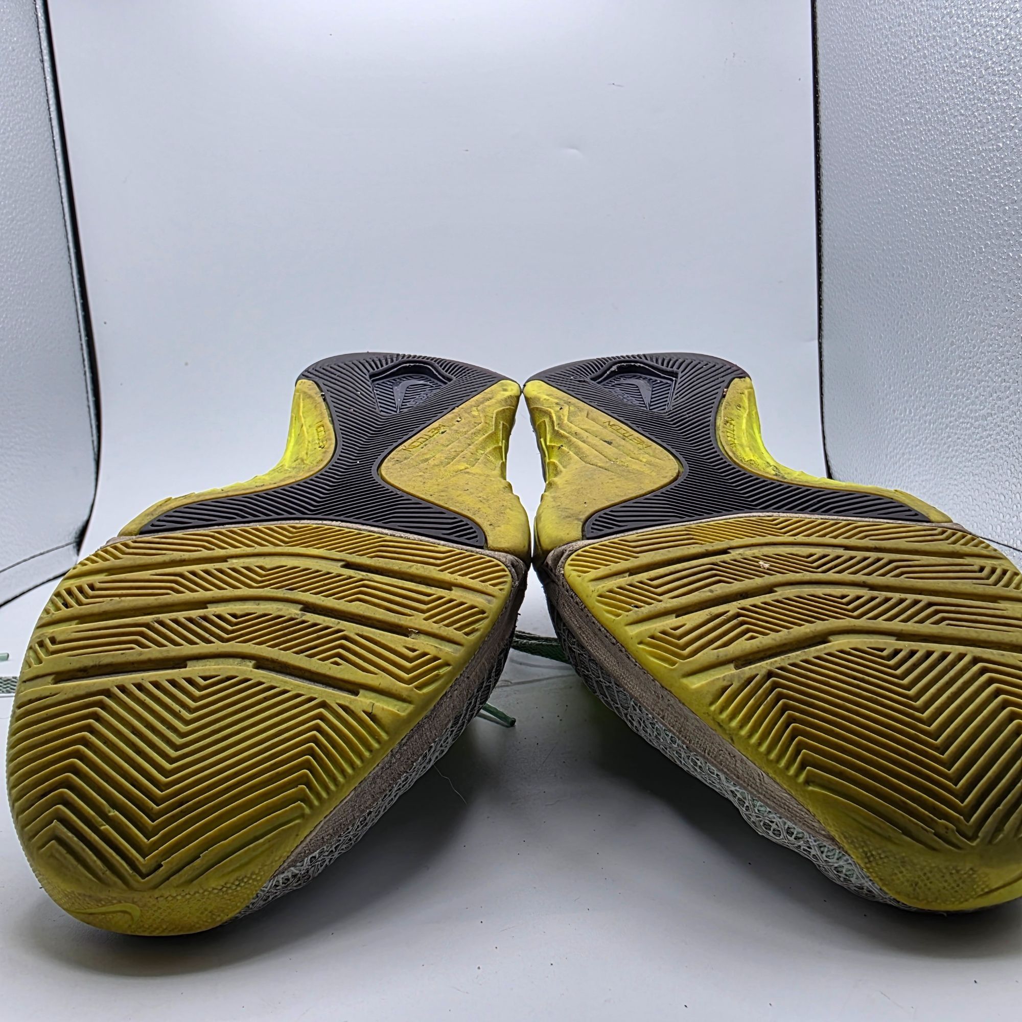 Nike Nike Metcon 8 Mens Size 11 Mint Foam Volt Training Shoes Sne Size US 11 / EU 44 - 11 Thumbnail